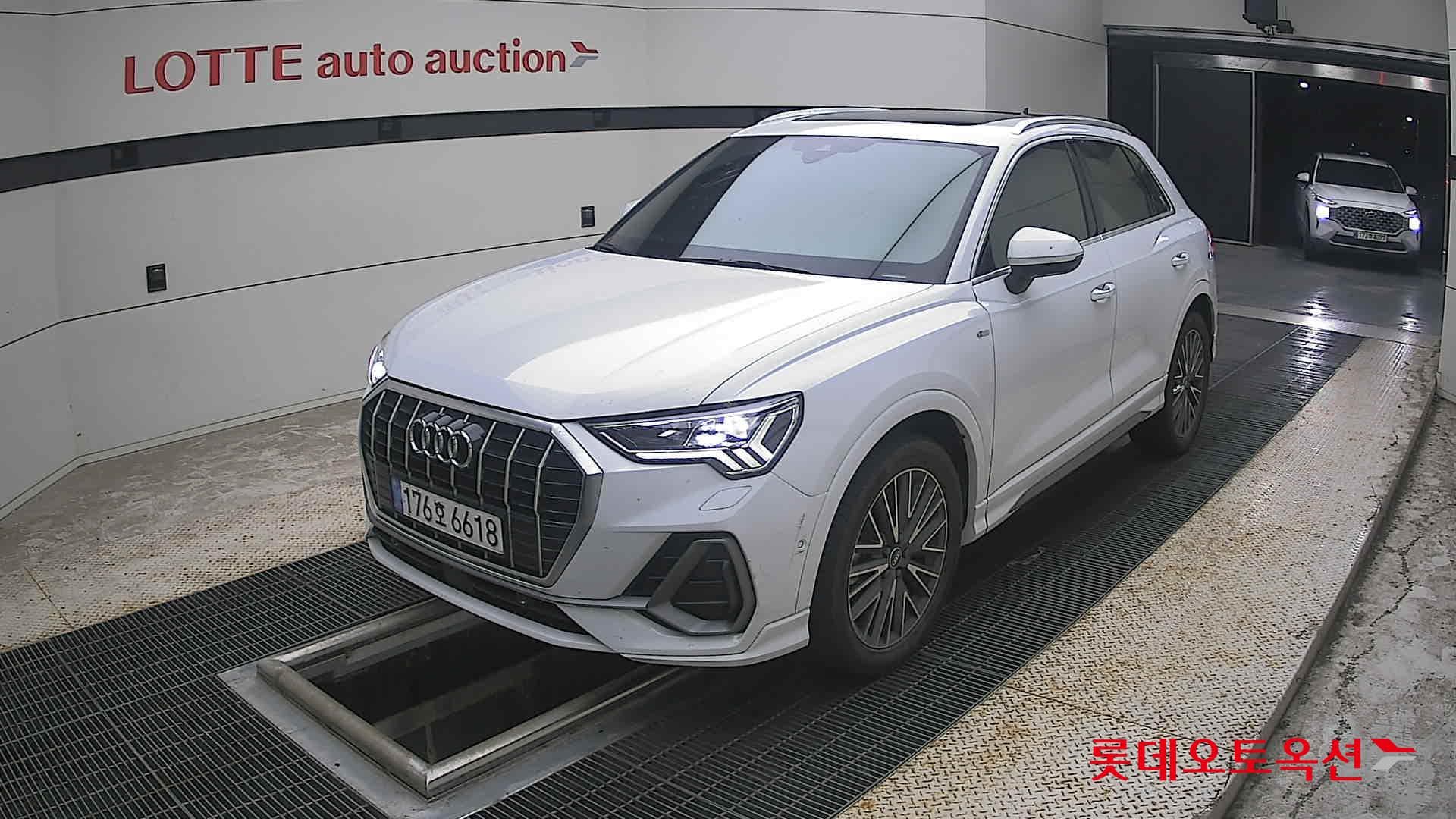 أودي - Q3 | (D) 2.0 35 TDI QU PREMIUM 3