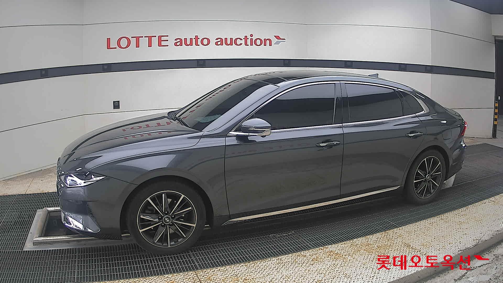 Hyundai - Grandeur | THE NEW (L) 3.0 Exclusive 5