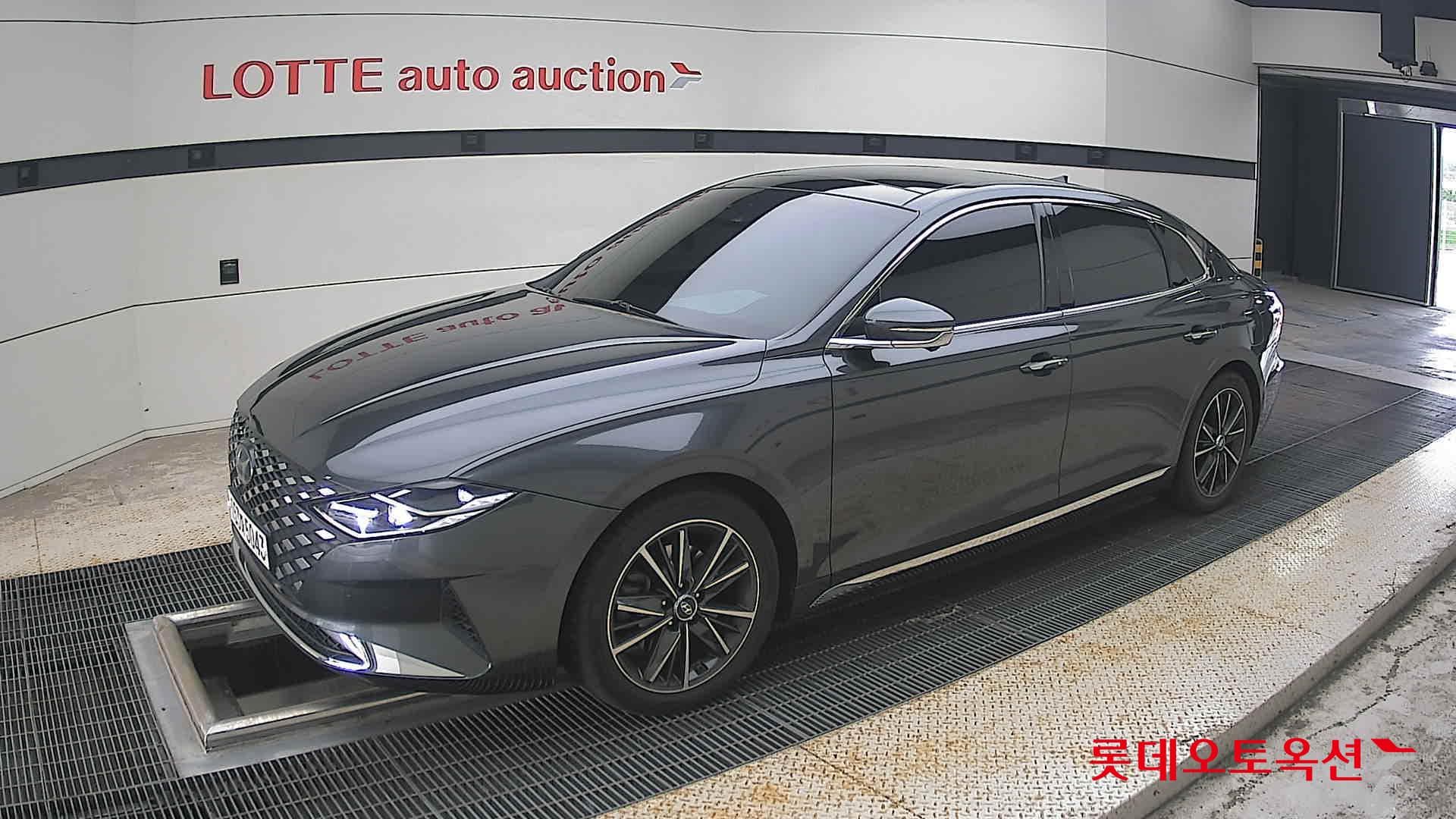 Hyundai - Grandeur | THE NEW (L) 3.0 Exclusive 4