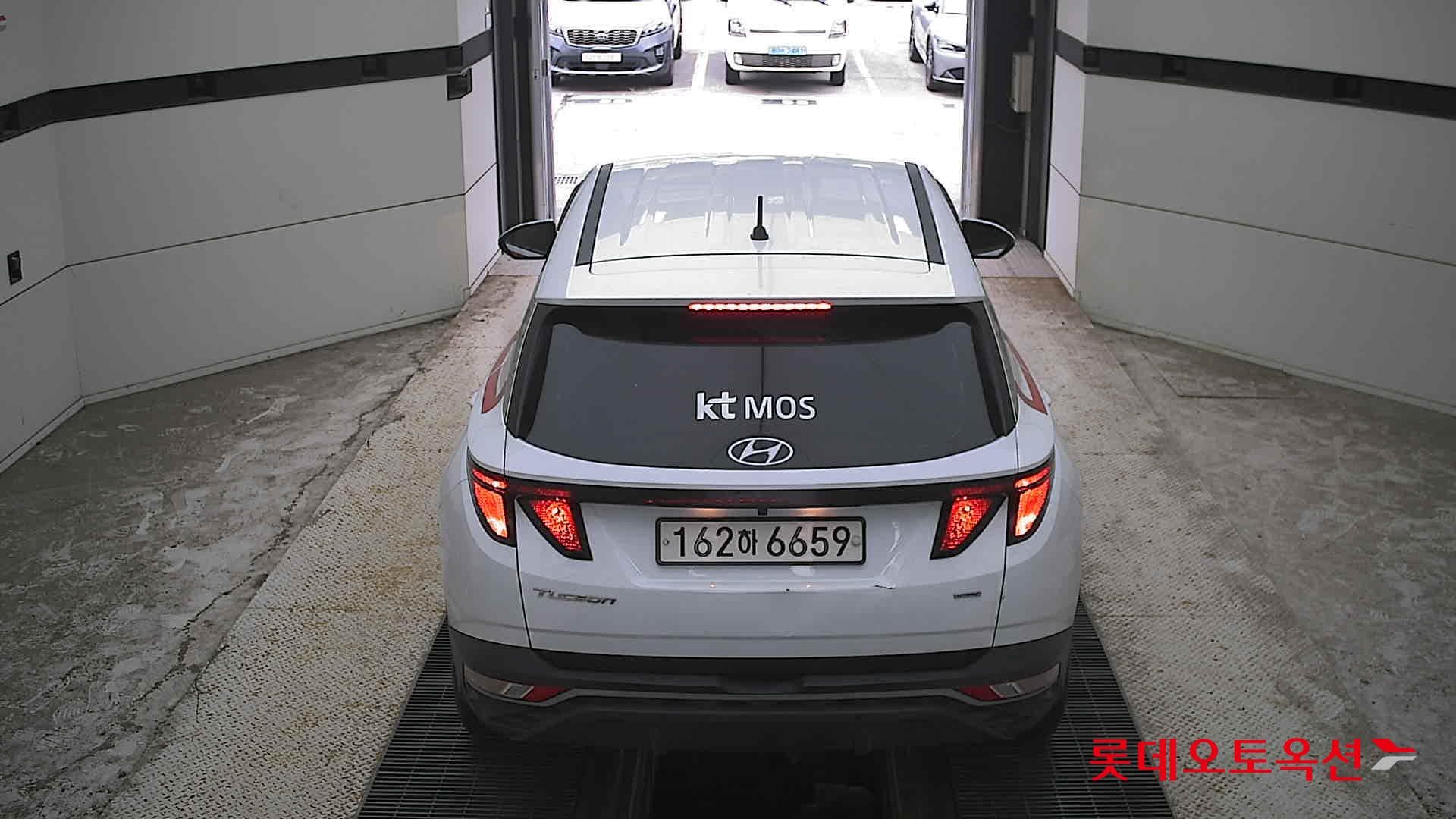 Hyundai - Tucson | THE ALL NEW (D) 2.0 Modern 4WD 11