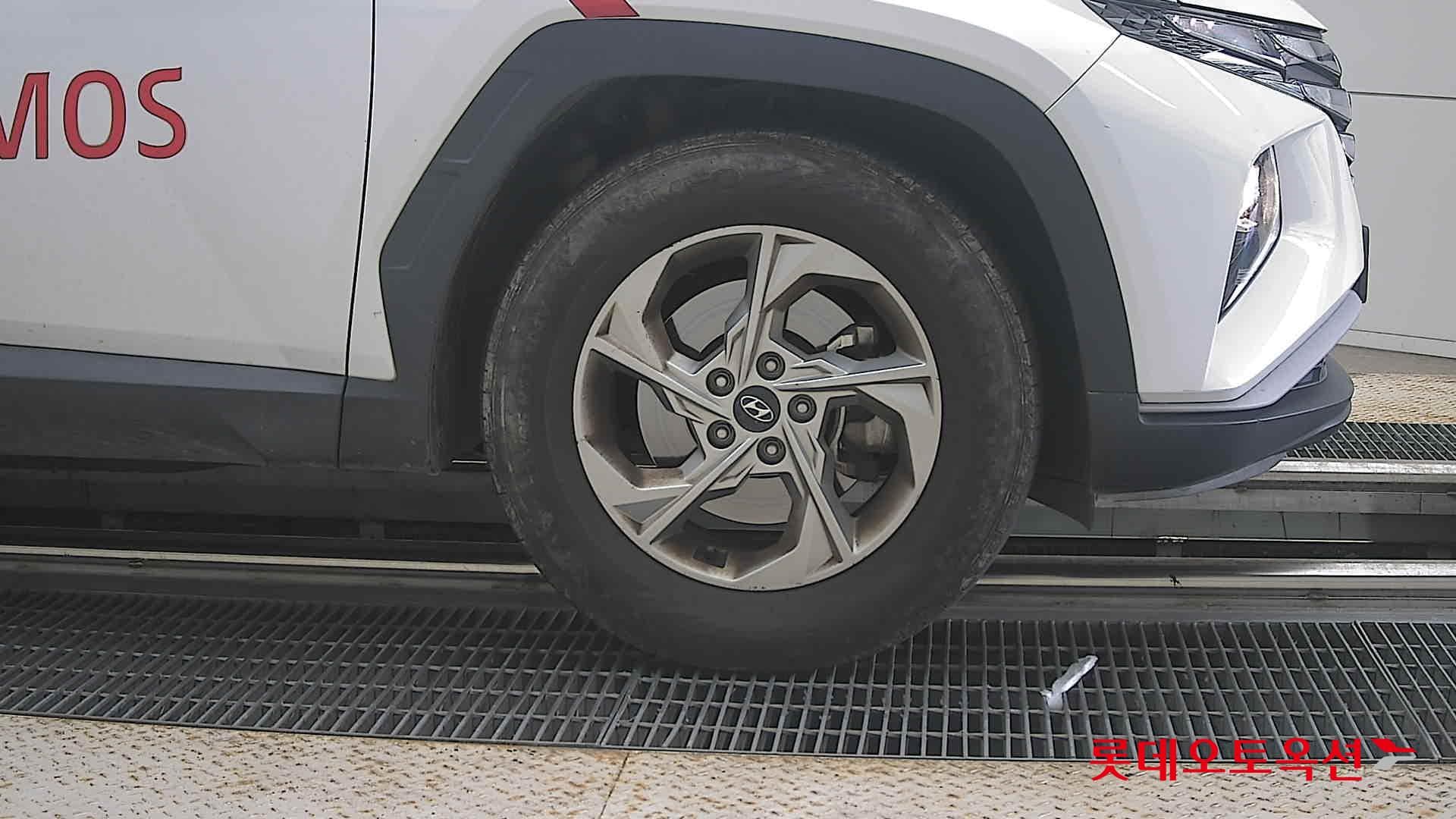 Hyundai - Tucson | THE ALL NEW (D) 2.0 Modern 4WD 23