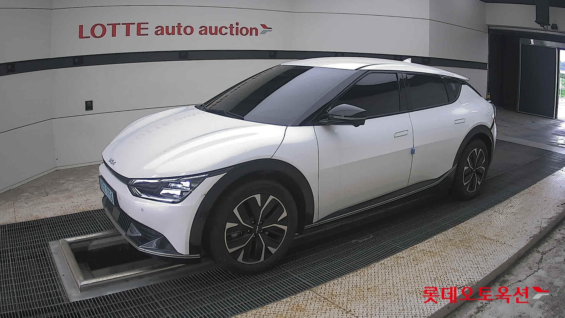 Kia - EV6 | (E) Long Range 2WD 4