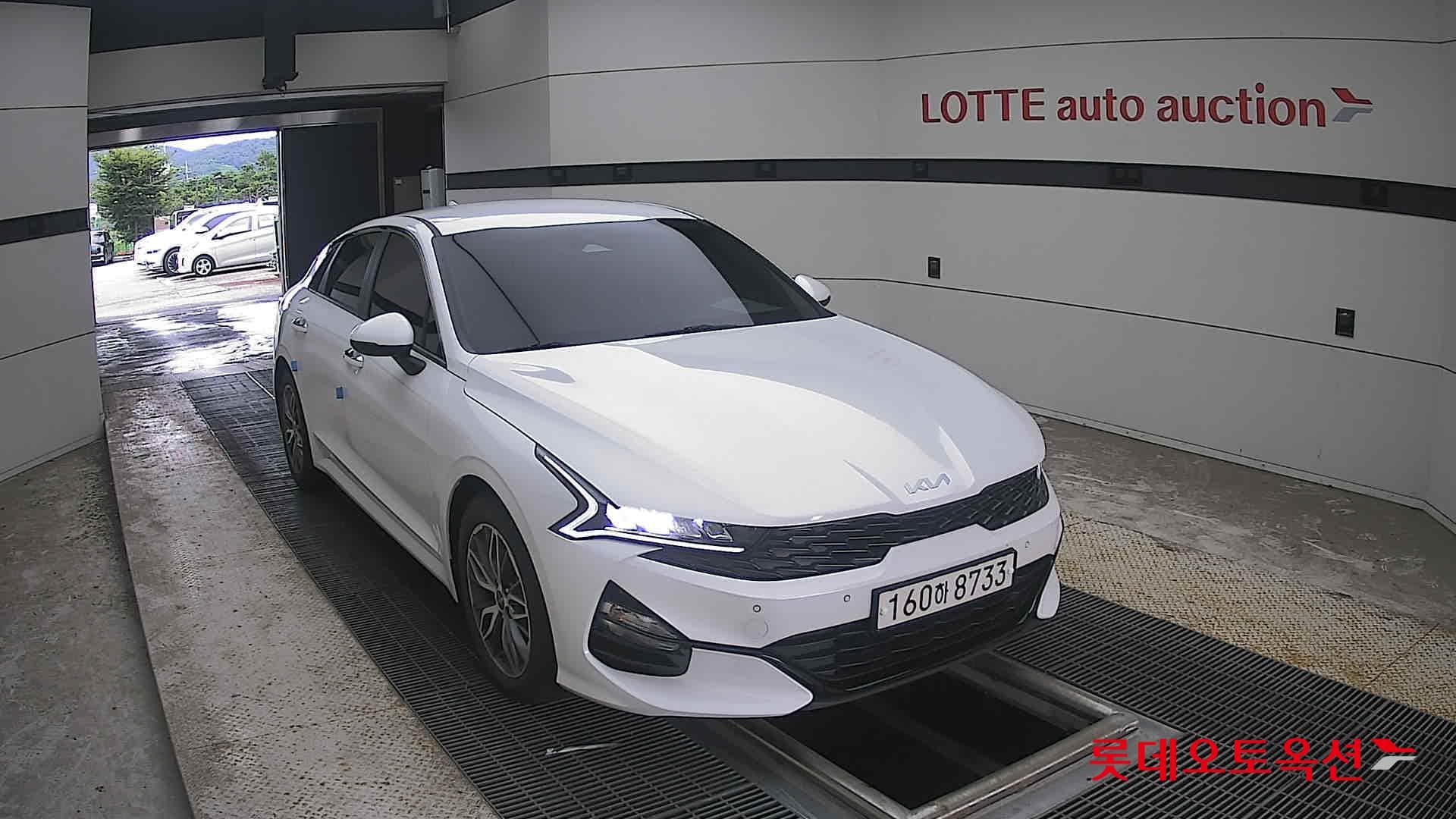 Kia - K5 | INTERACTIVE (G) 2.0 Prestige 20