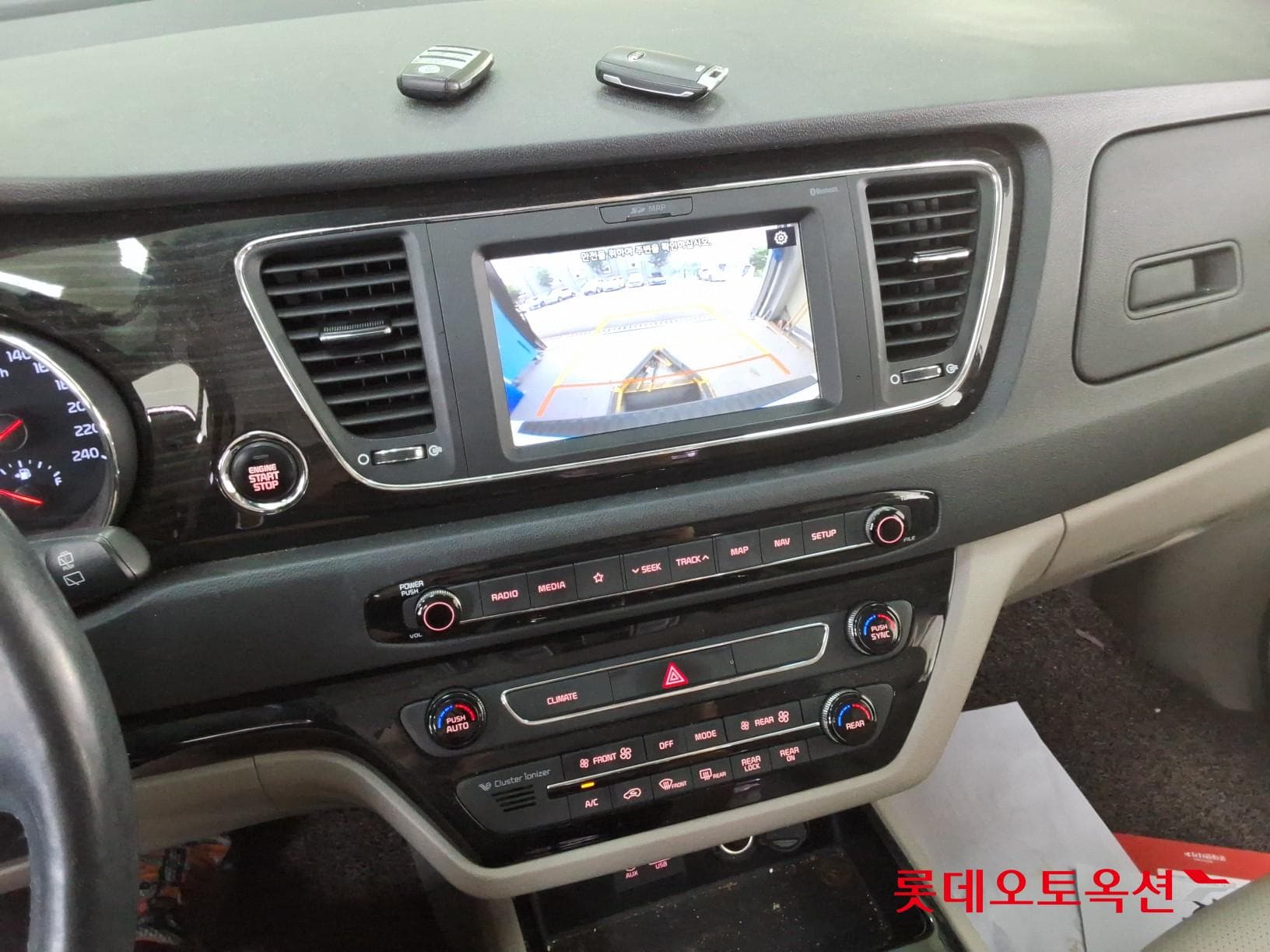 Kia - Карнивал | THE NEW (D) 2.2 Prestige 9Seater 32