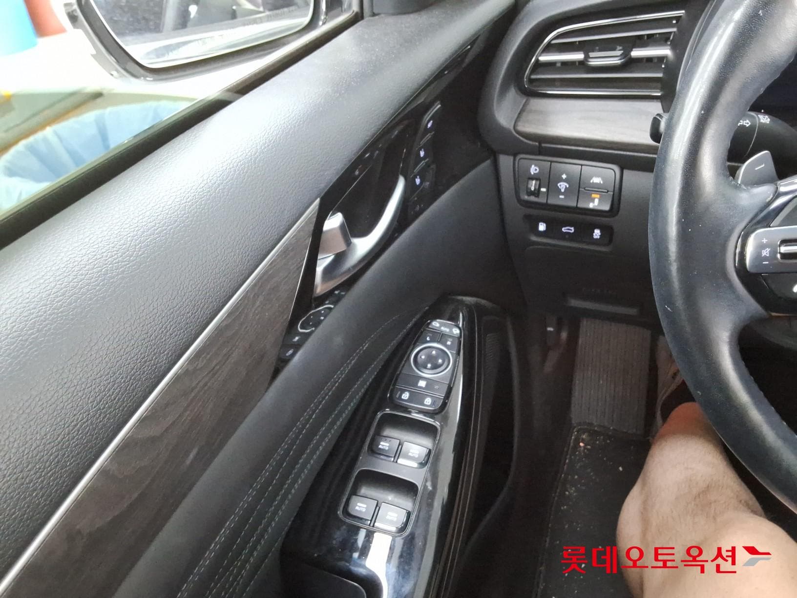 Kia - K7 | PREMIER (G) 2.5 X Edition 28