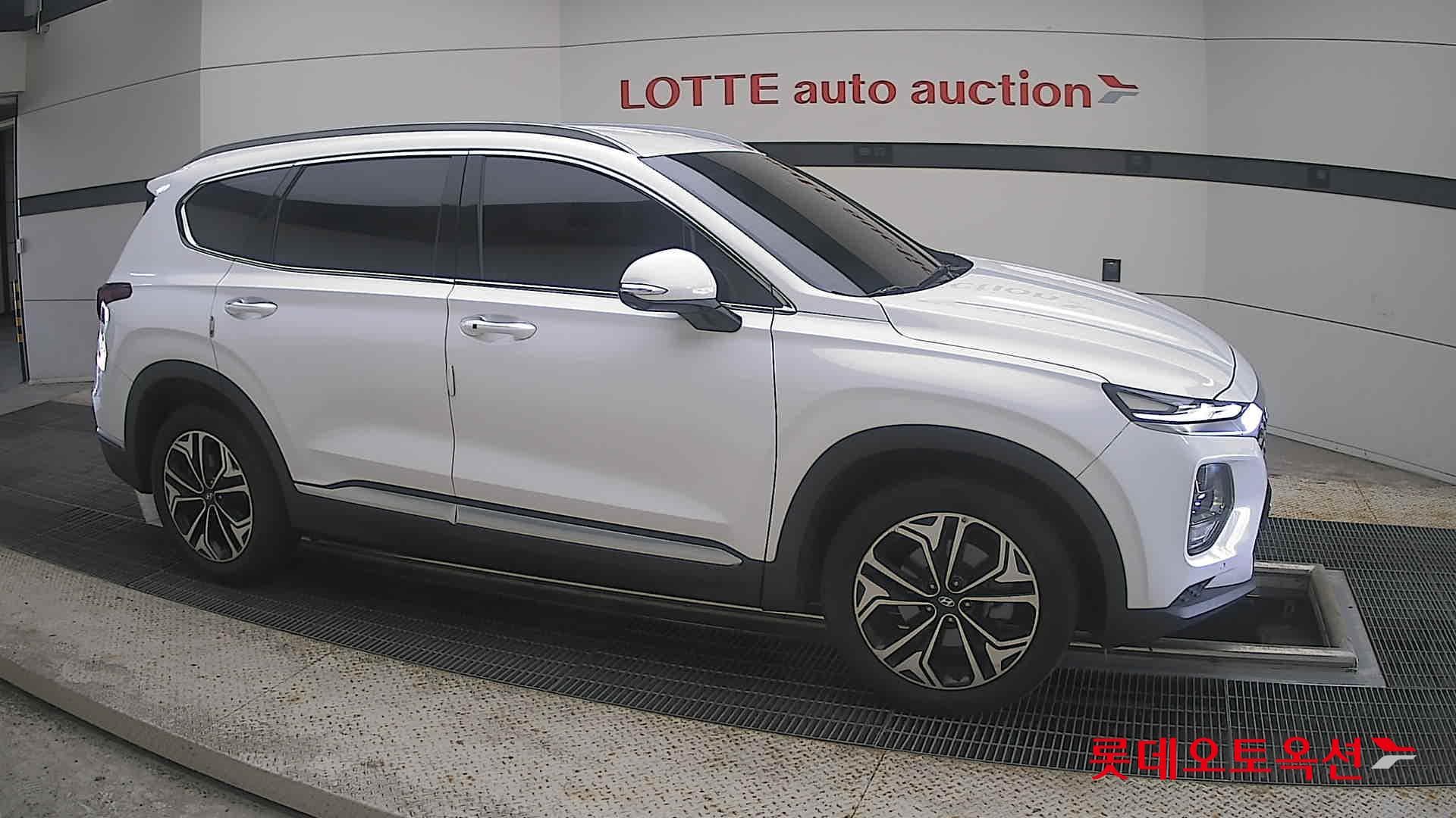 هيونداي - سانتافي | SANTAFE TM (D) 2.0 Prestige 5Seater 17