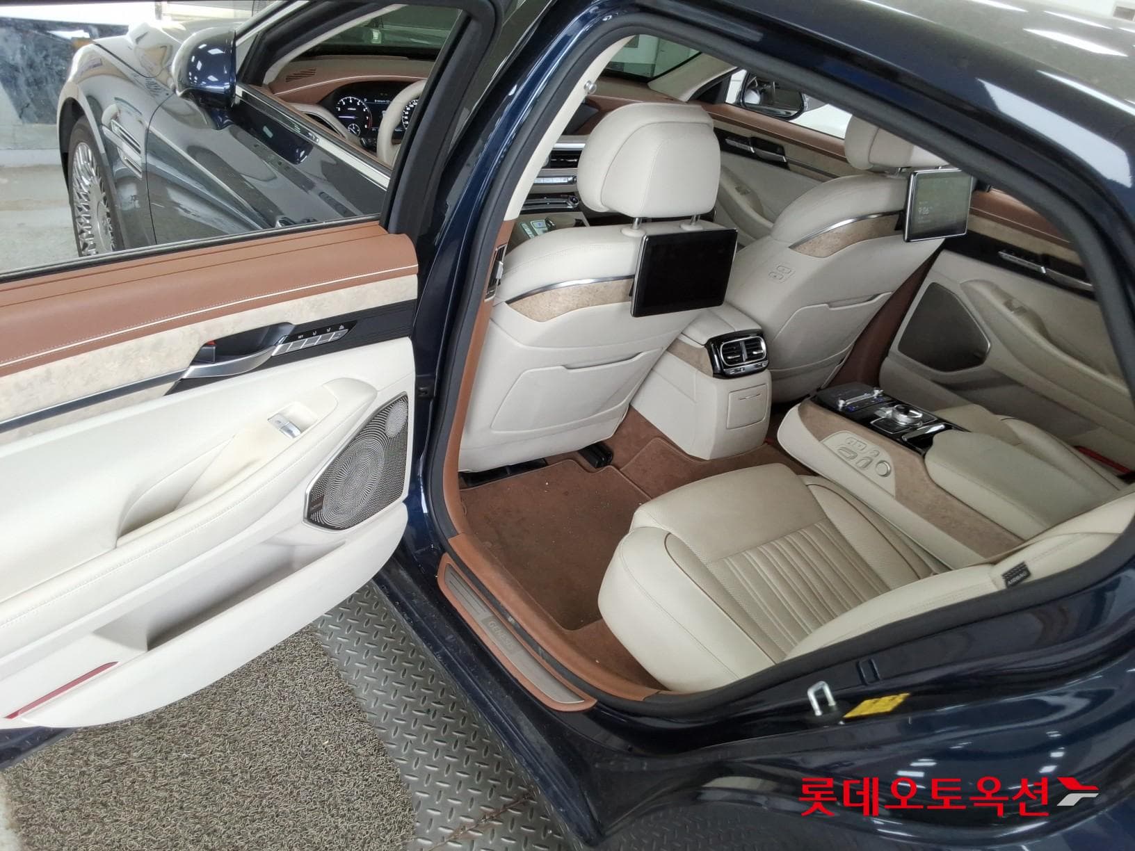 جينيسيس - G90 | (G) 3.8 PRESTIGE 36