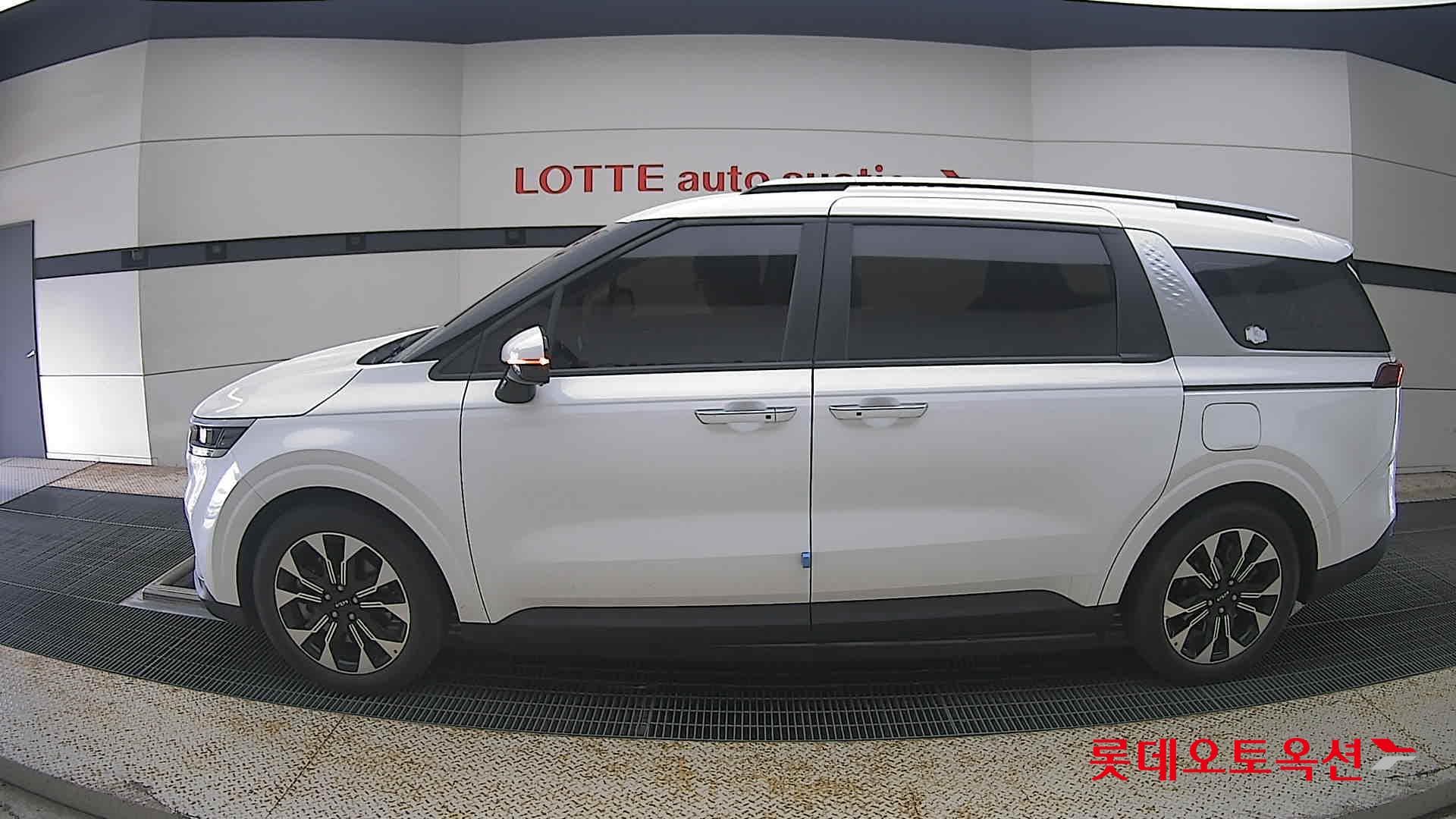 Kia - Carnival | KA4 (G) 3.5 Prestige 9Seater 6