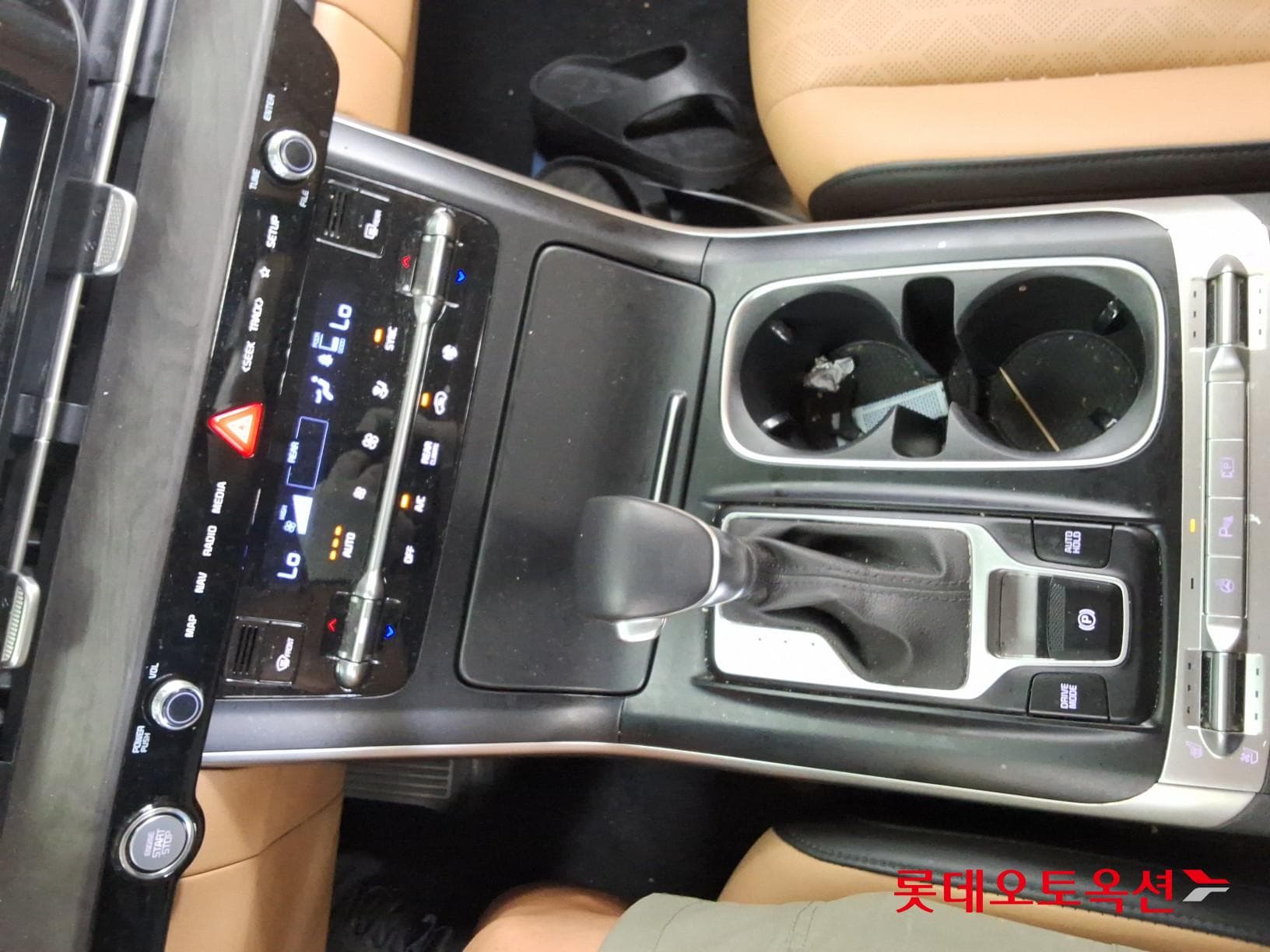 Kia - Carnival | KA4 (G) 3.5 Prestige 9Seater 31
