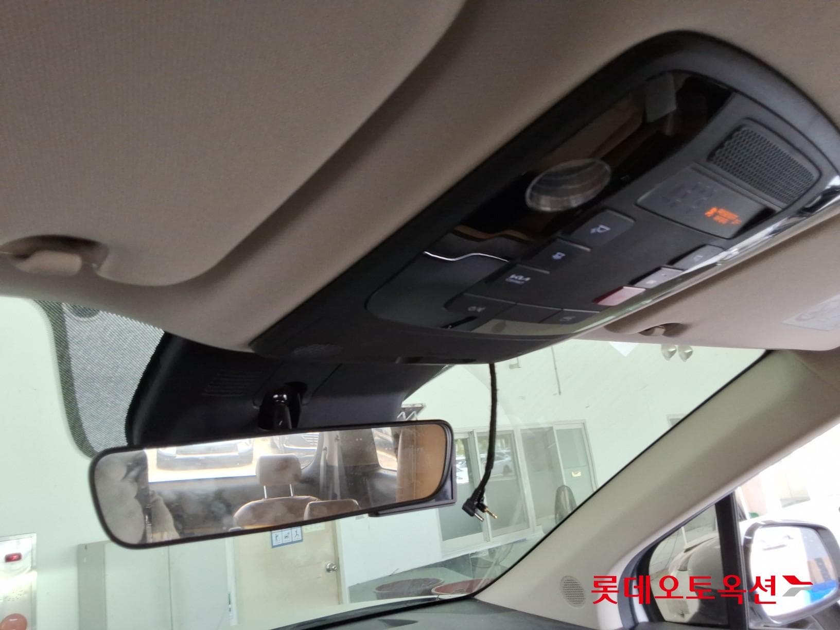 Kia - Carnival | KA4 (G) 3.5 Prestige 9Seater 32