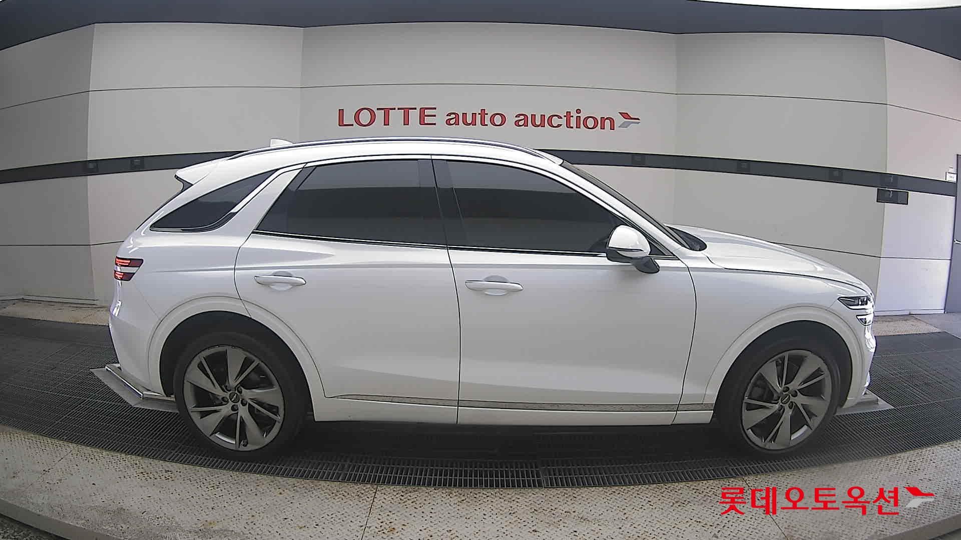 Genesis - GV70 | (D) 2.2 2WD 16