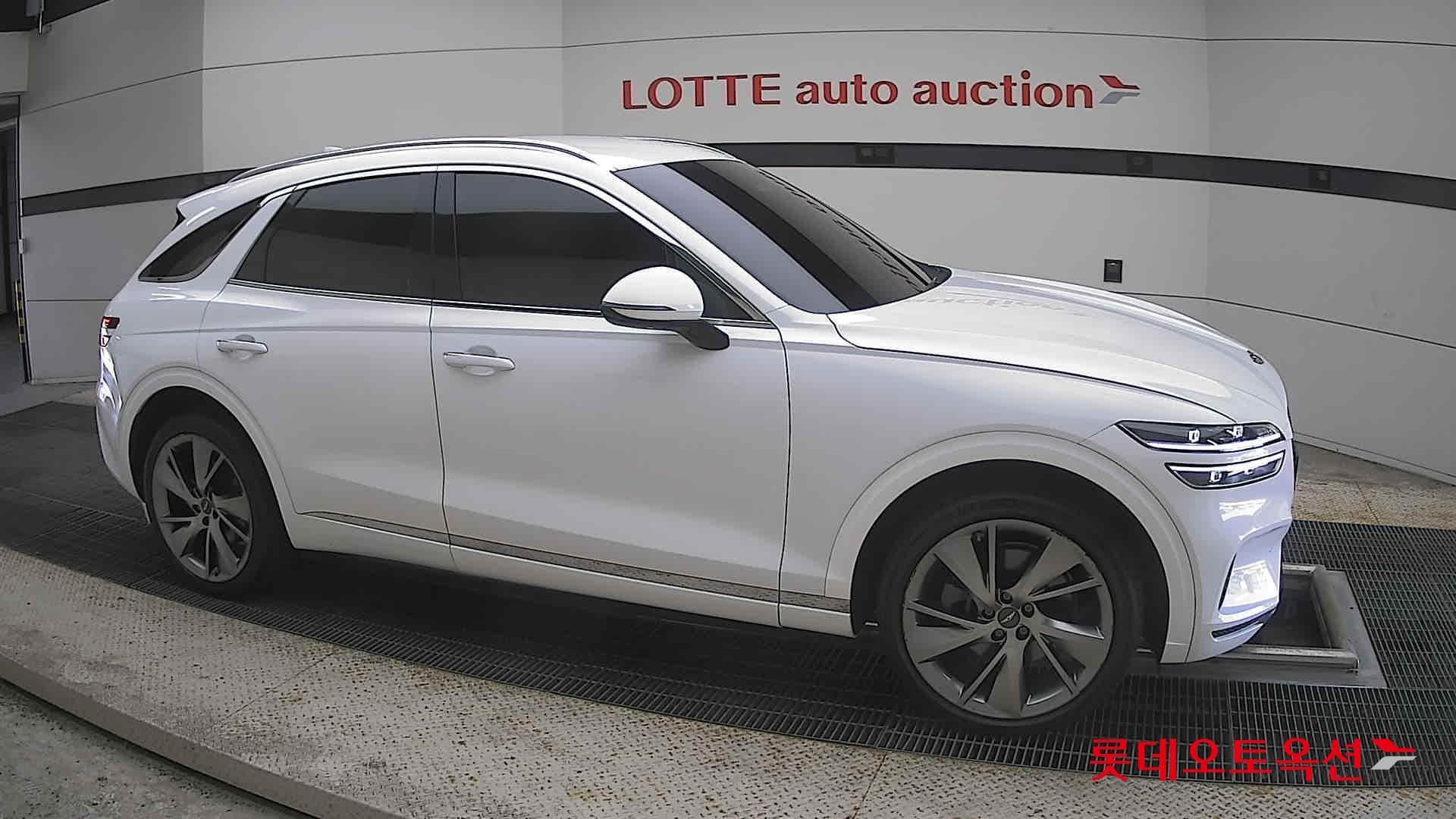 Genesis - GV70 | (D) 2.2 2WD 17