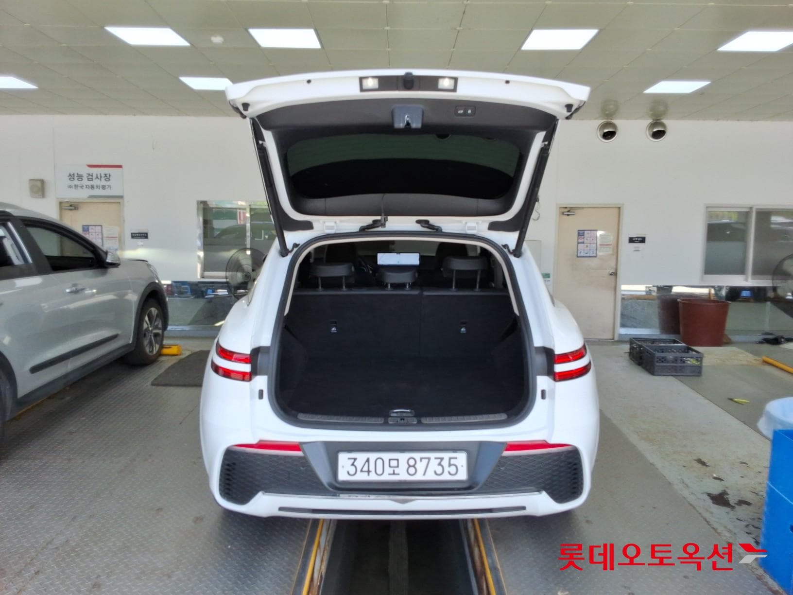 Genesis - GV70 | (D) 2.2 2WD 37