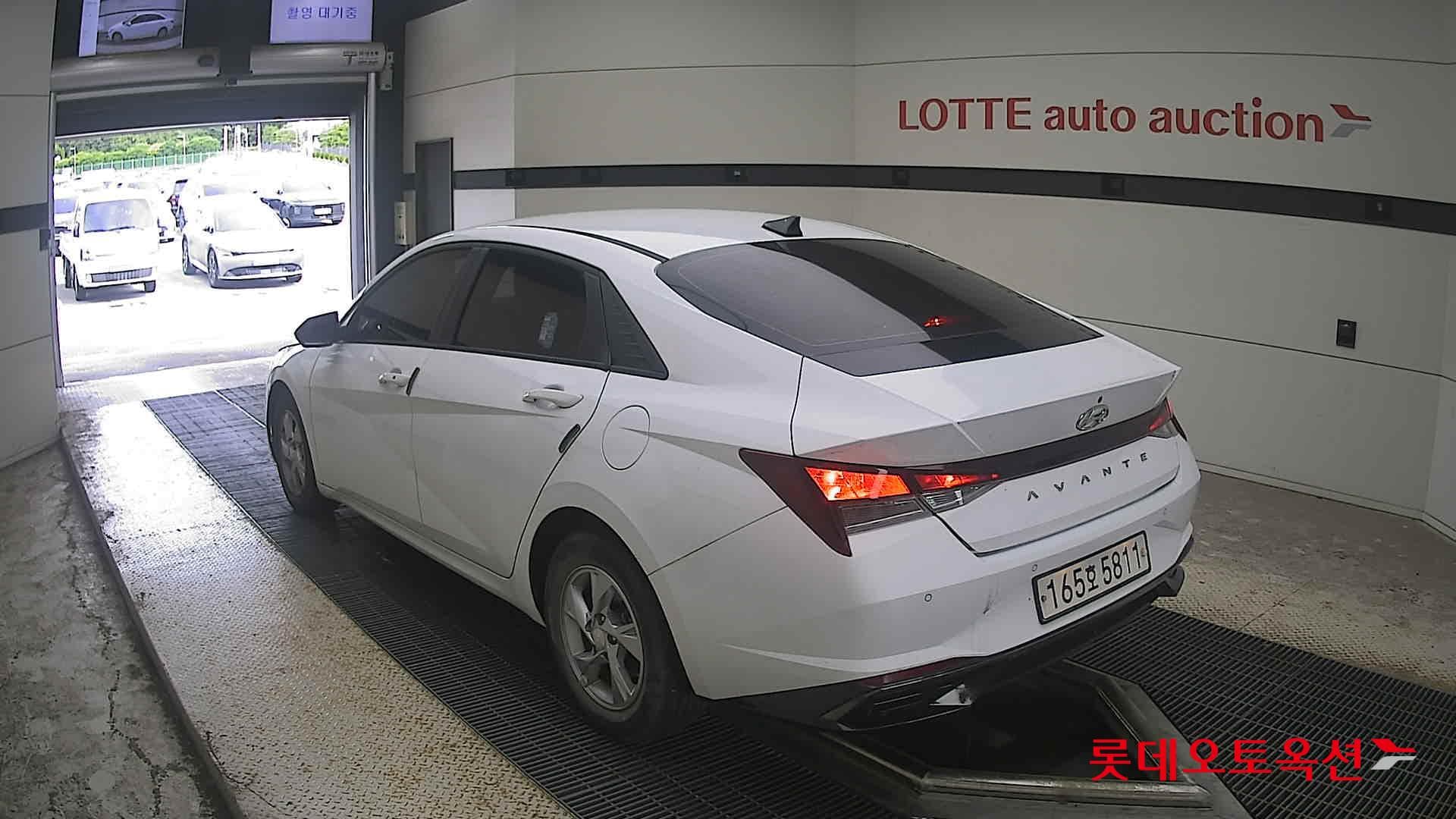 Hyundai - Elantra | ALL NEW (G) 1.6 MODERN 10