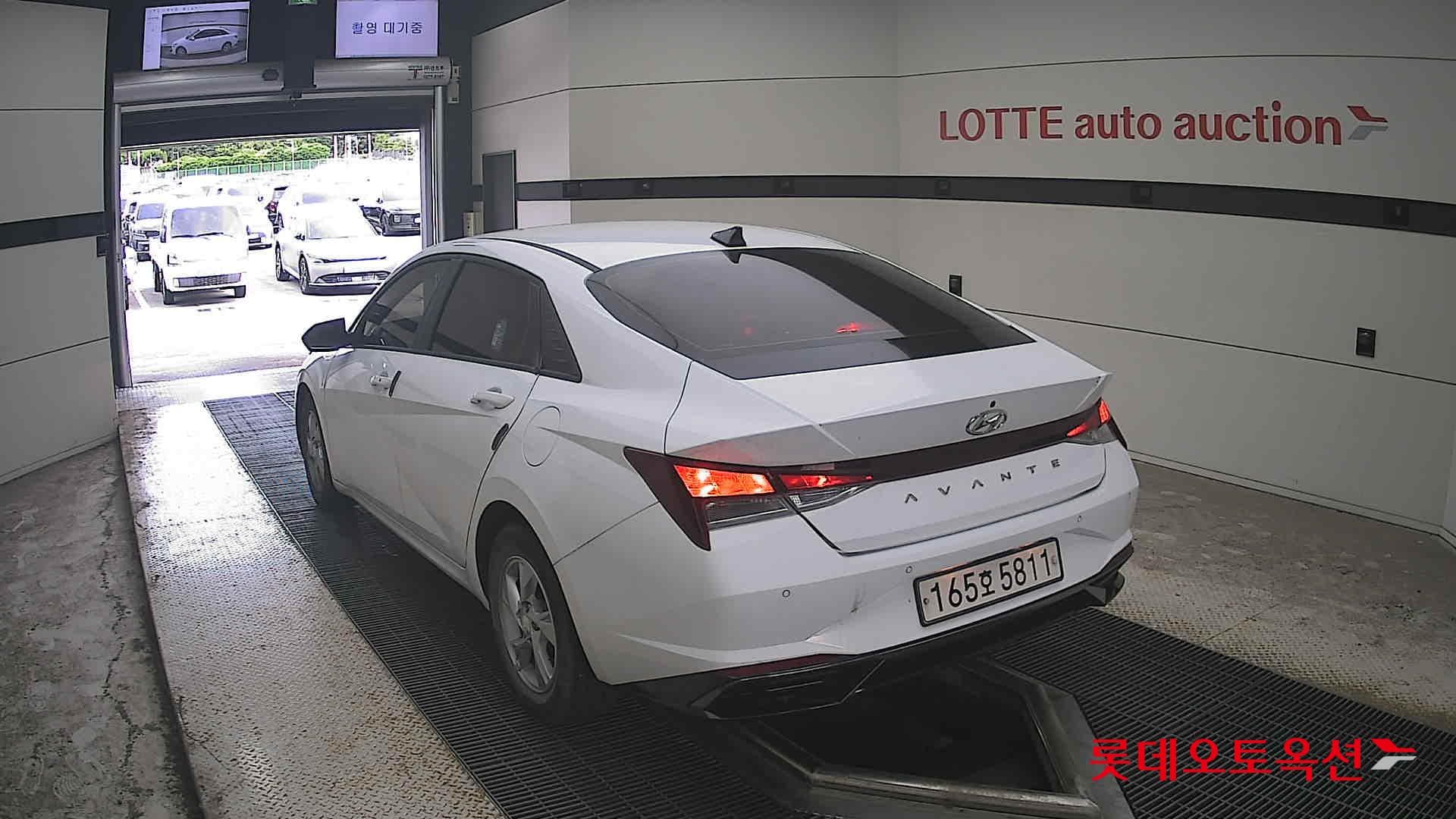 Hyundai - Elantra | ALL NEW (G) 1.6 MODERN 9