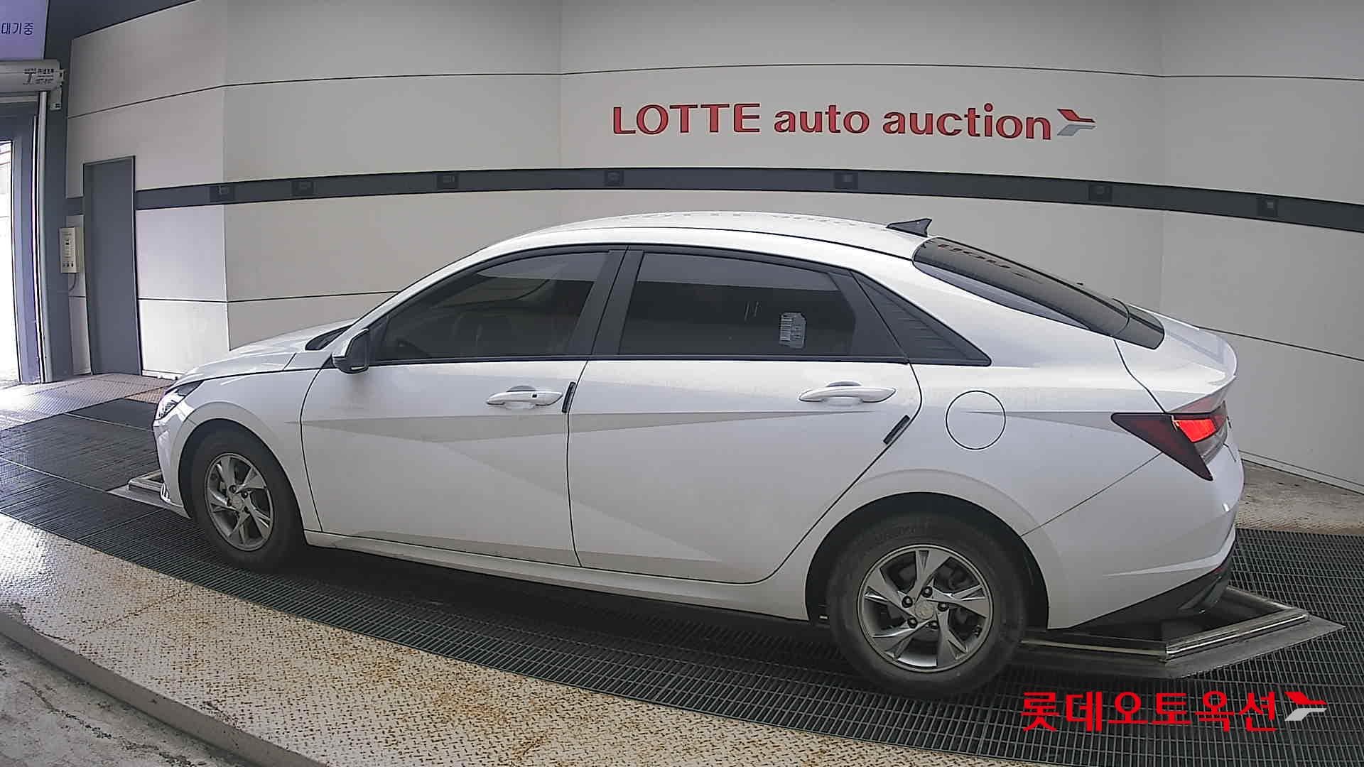 Hyundai - Elantra | ALL NEW (G) 1.6 MODERN 7