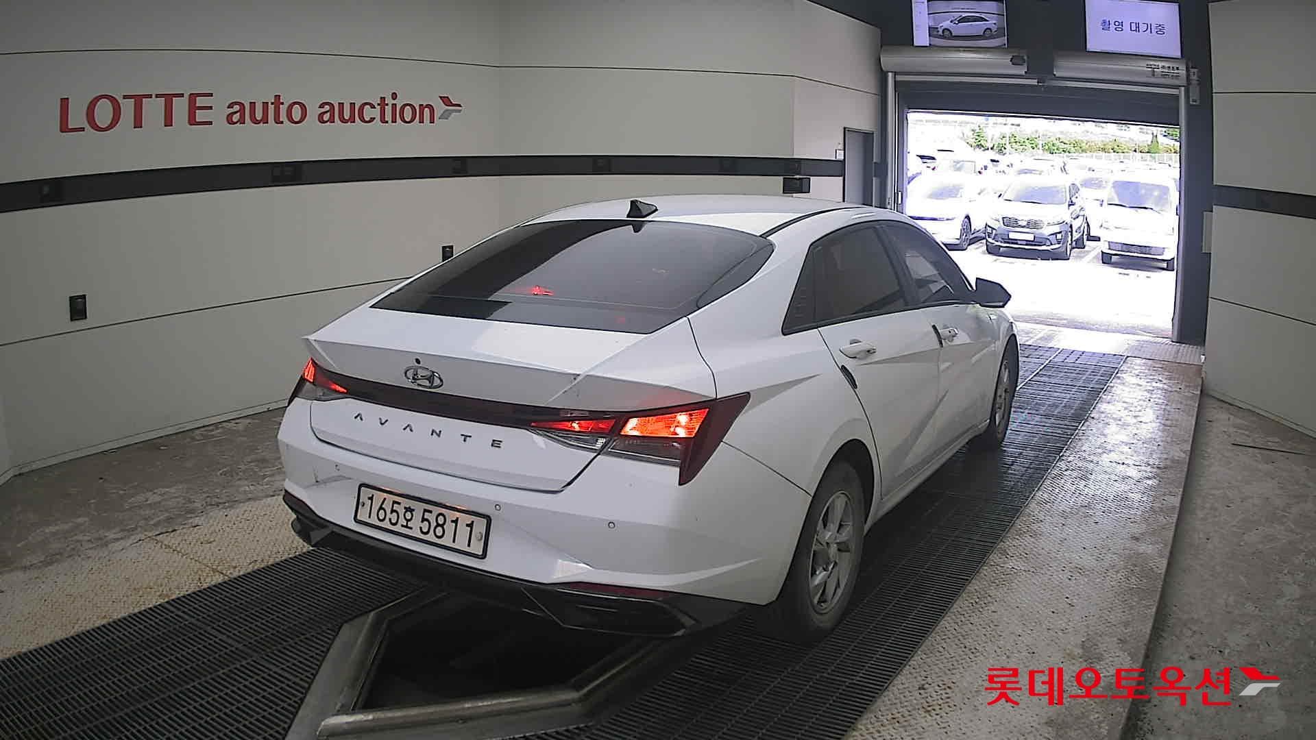 Hyundai - Elantra | ALL NEW (G) 1.6 MODERN 13