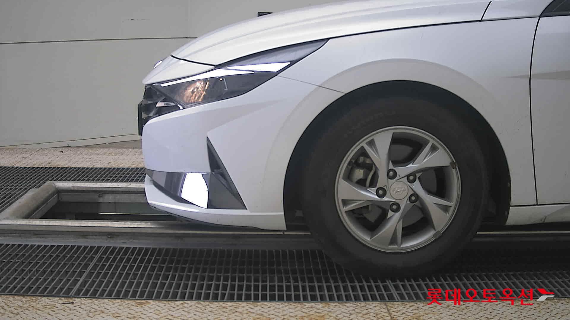 Hyundai - Elantra | ALL NEW (G) 1.6 MODERN 21