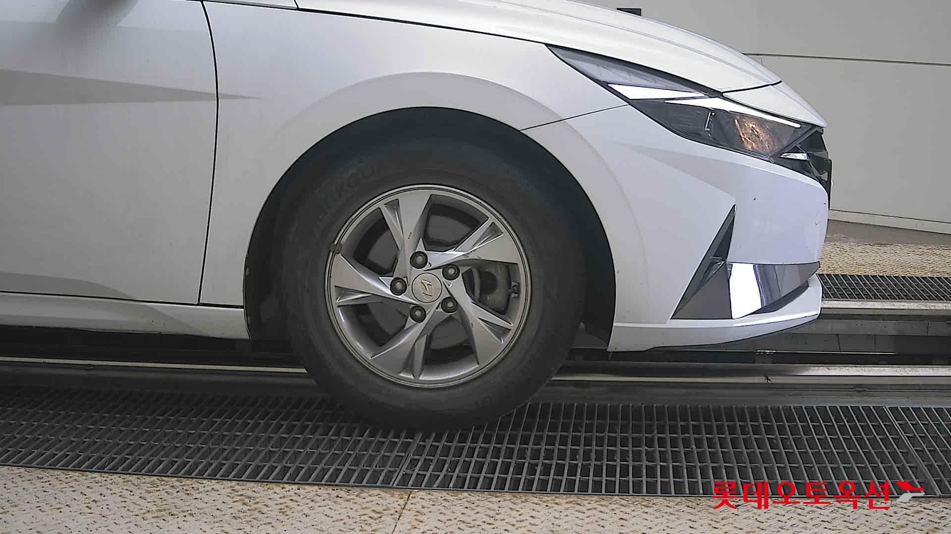 Hyundai - Elantra | ALL NEW (G) 1.6 MODERN 23