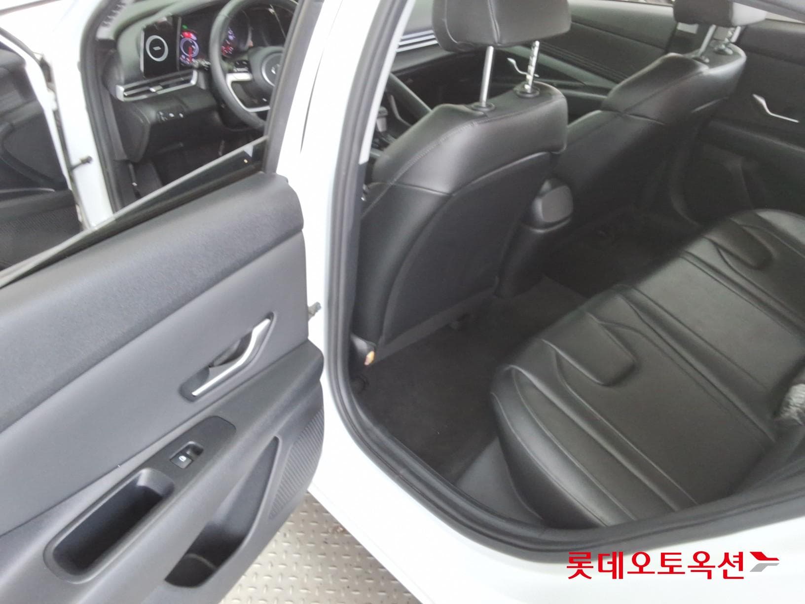 Hyundai - Elantra | ALL NEW (G) 1.6 MODERN 37