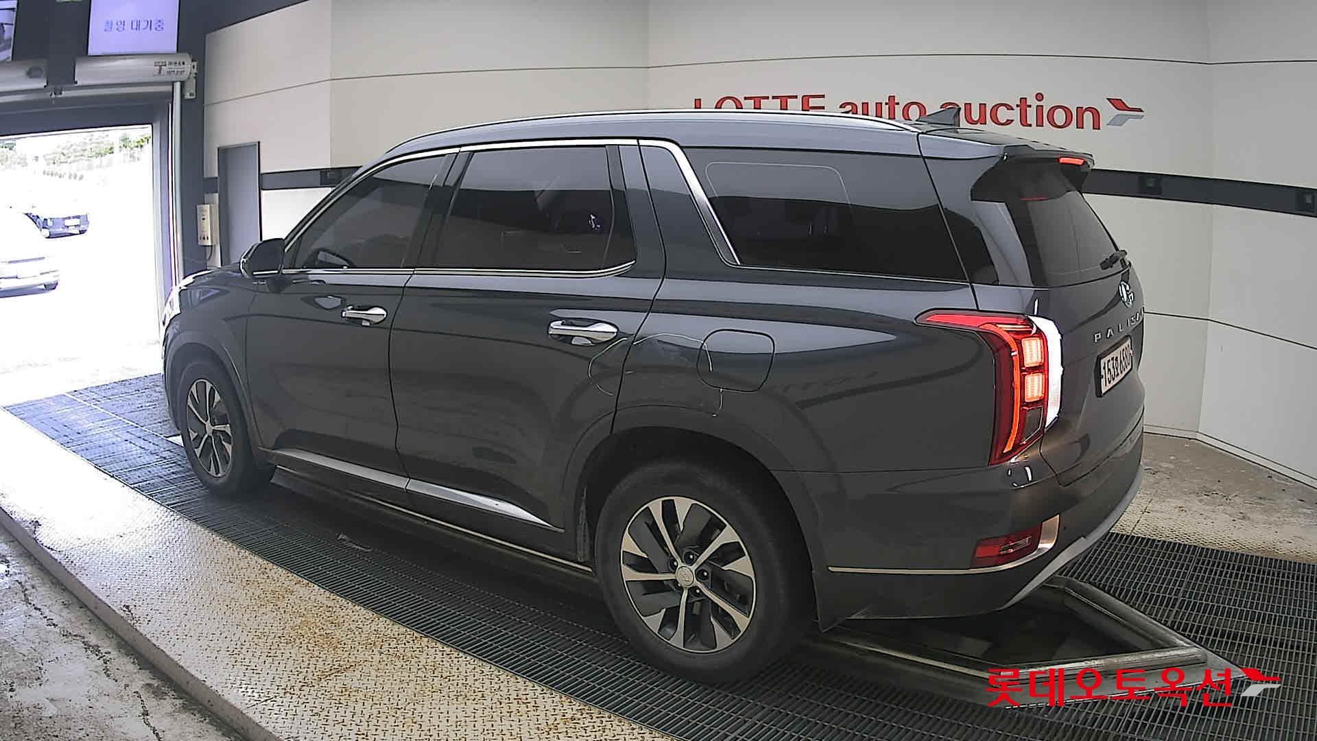 Hyundai - Палисад | (D) 2.2 Exclusive 2WD 7 8