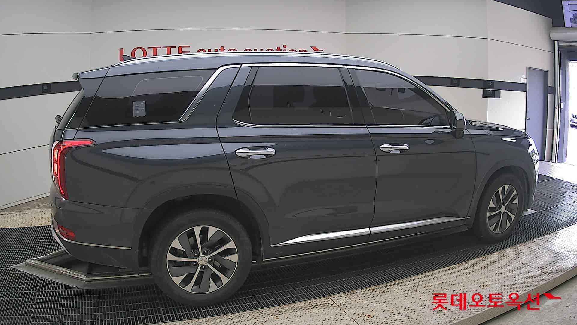 Hyundai - Палисад | (D) 2.2 Exclusive 2WD 7 15
