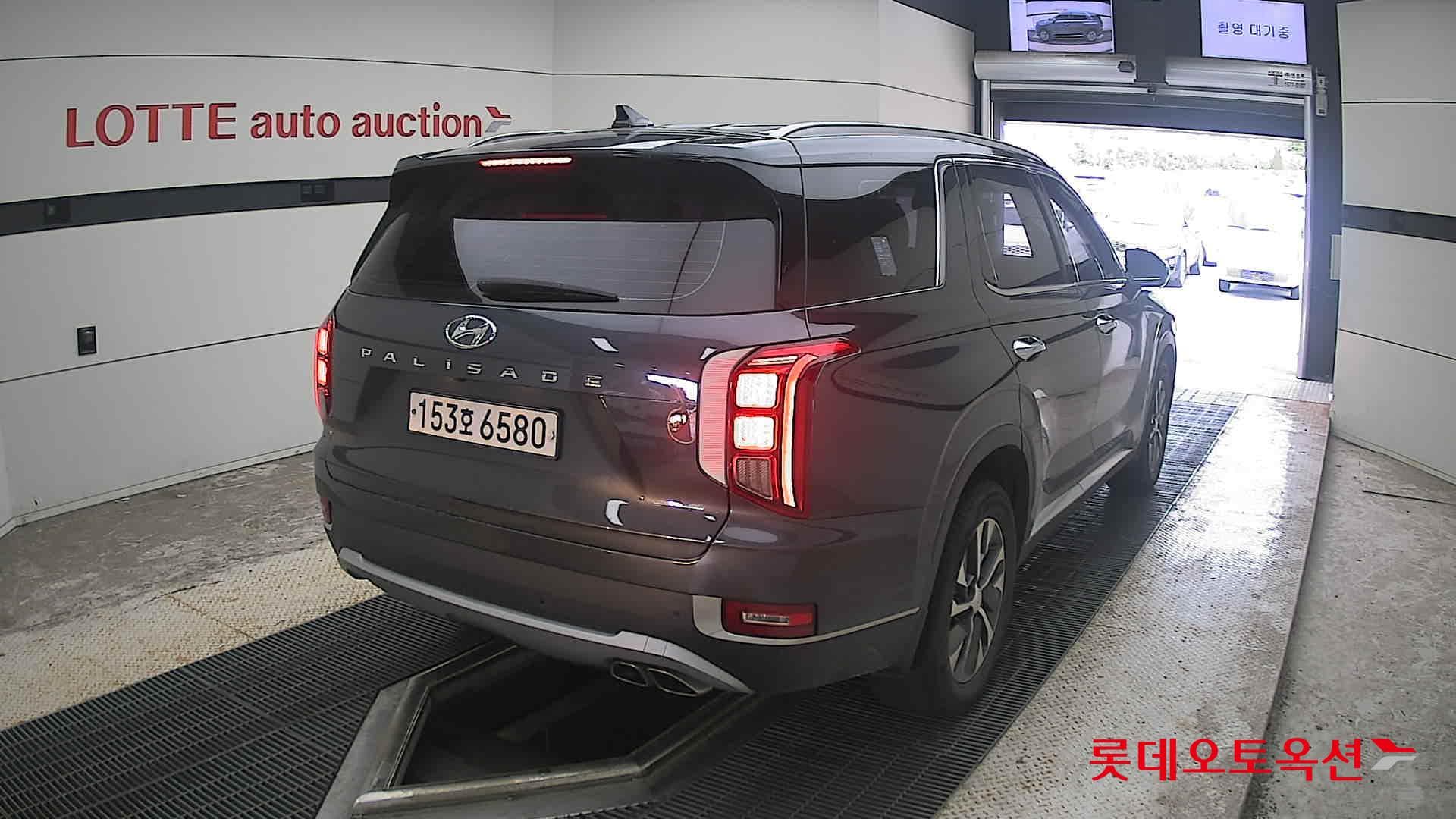 Hyundai - Палисад | (D) 2.2 Exclusive 2WD 7 13