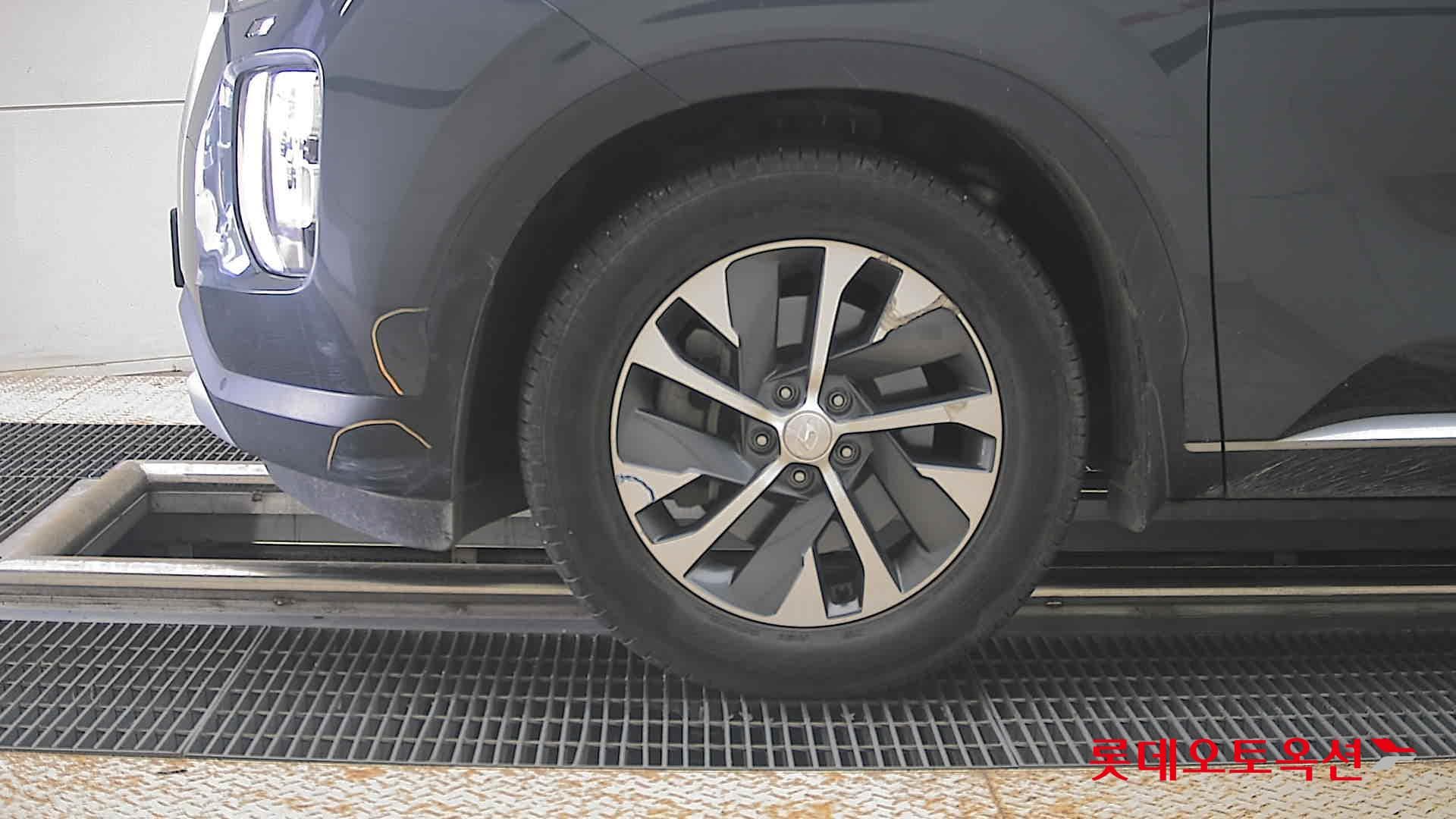 Hyundai - Палисад | (D) 2.2 Exclusive 2WD 7 21