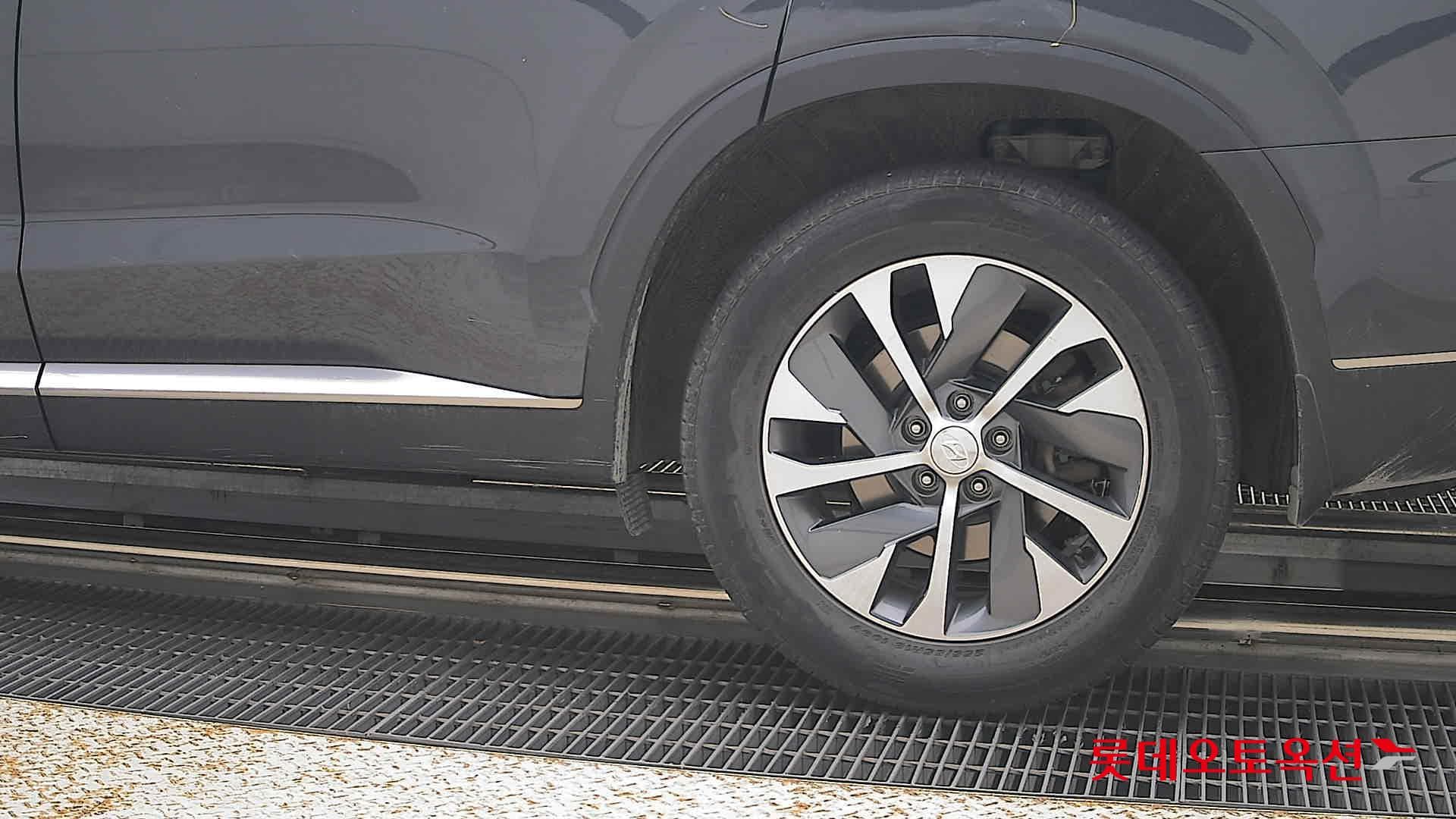 Hyundai - Палисад | (D) 2.2 Exclusive 2WD 7 22