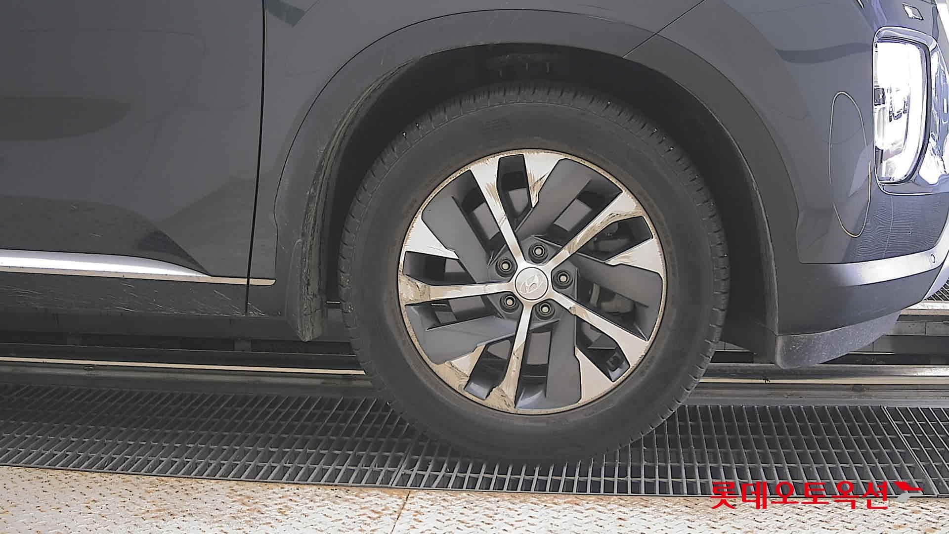 Hyundai - Палисад | (D) 2.2 Exclusive 2WD 7 23