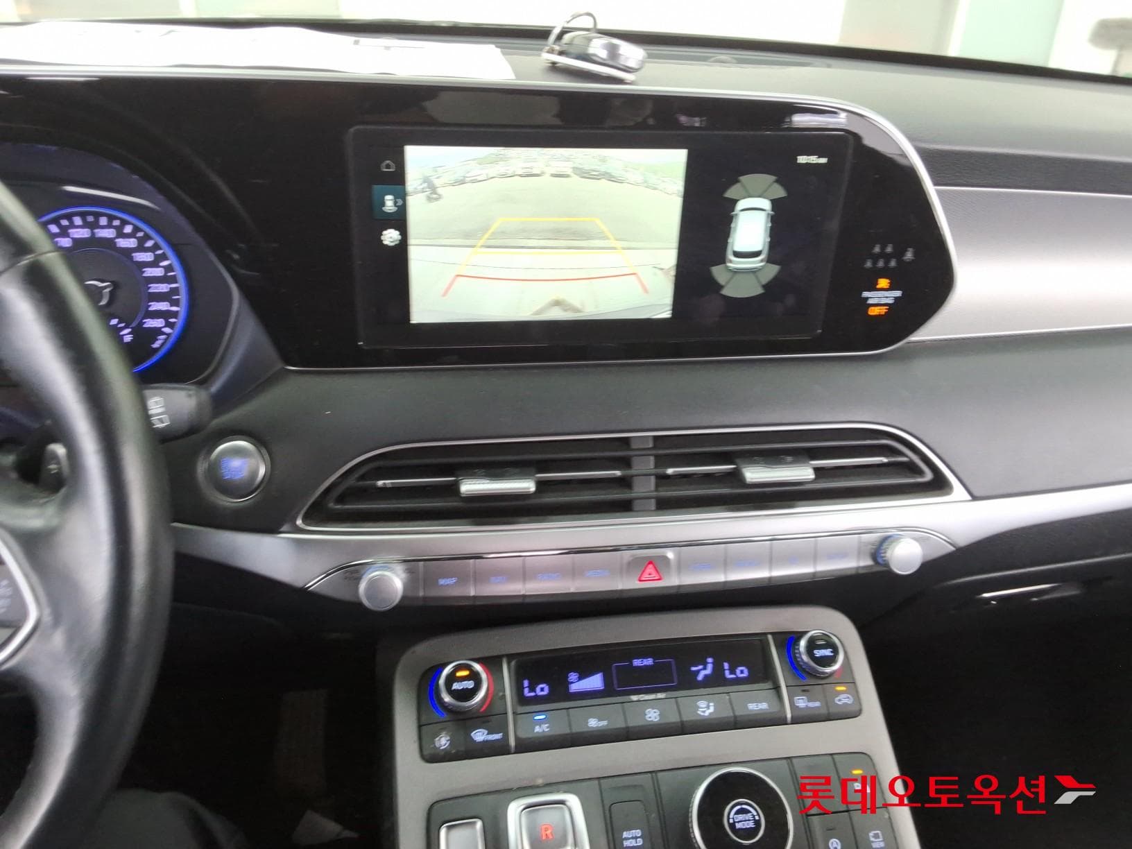 Hyundai - Палисад | (D) 2.2 Exclusive 2WD 7 32