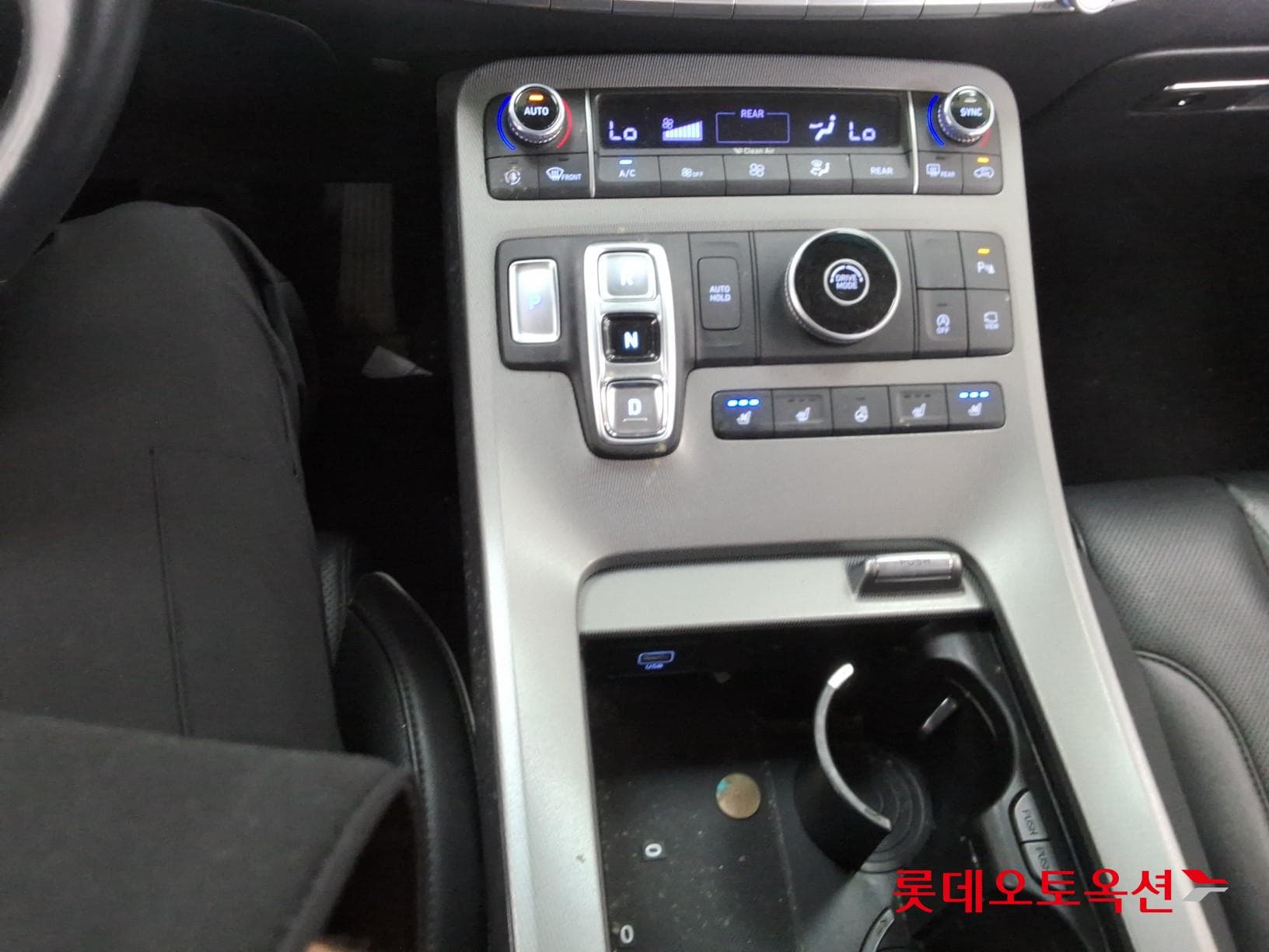 Hyundai - Палисад | (D) 2.2 Exclusive 2WD 7 33