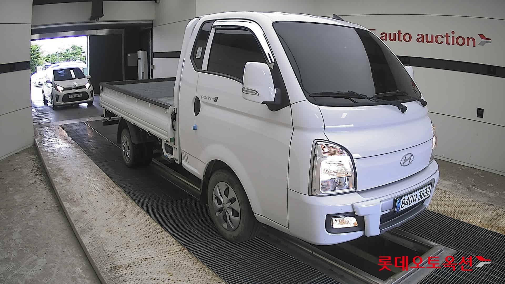 هيونداي - بورتر | (L)2.5T 1.0Ton Extra Long Super Cab Premium 2WD MT 19