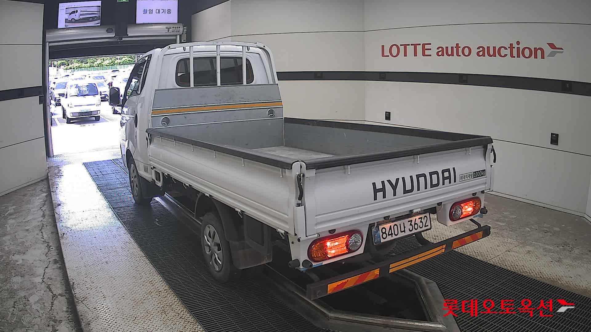 هيونداي - بورتر | (L)2.5T 1.0Ton Extra Long Super Cab Premium 2WD MT 9