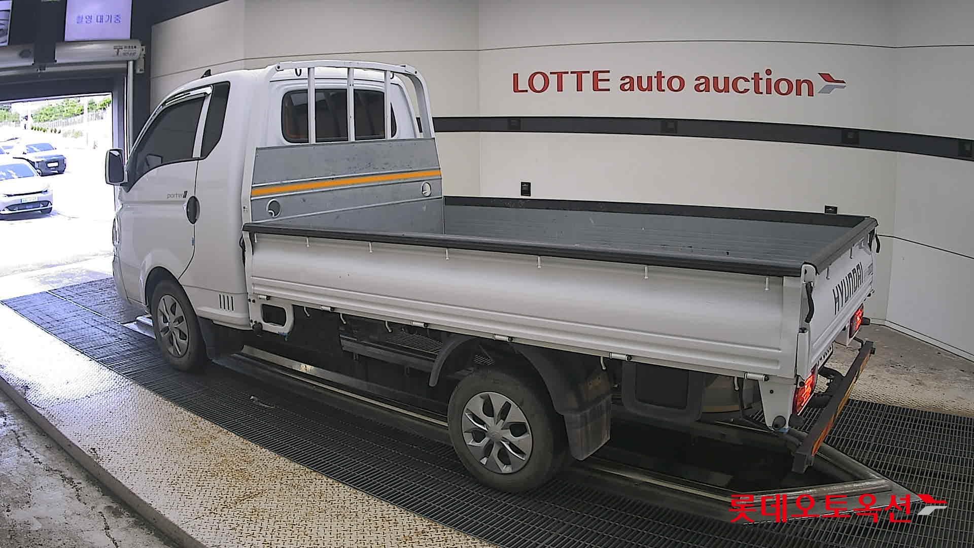 هيونداي - بورتر | (L)2.5T 1.0Ton Extra Long Super Cab Premium 2WD MT 8