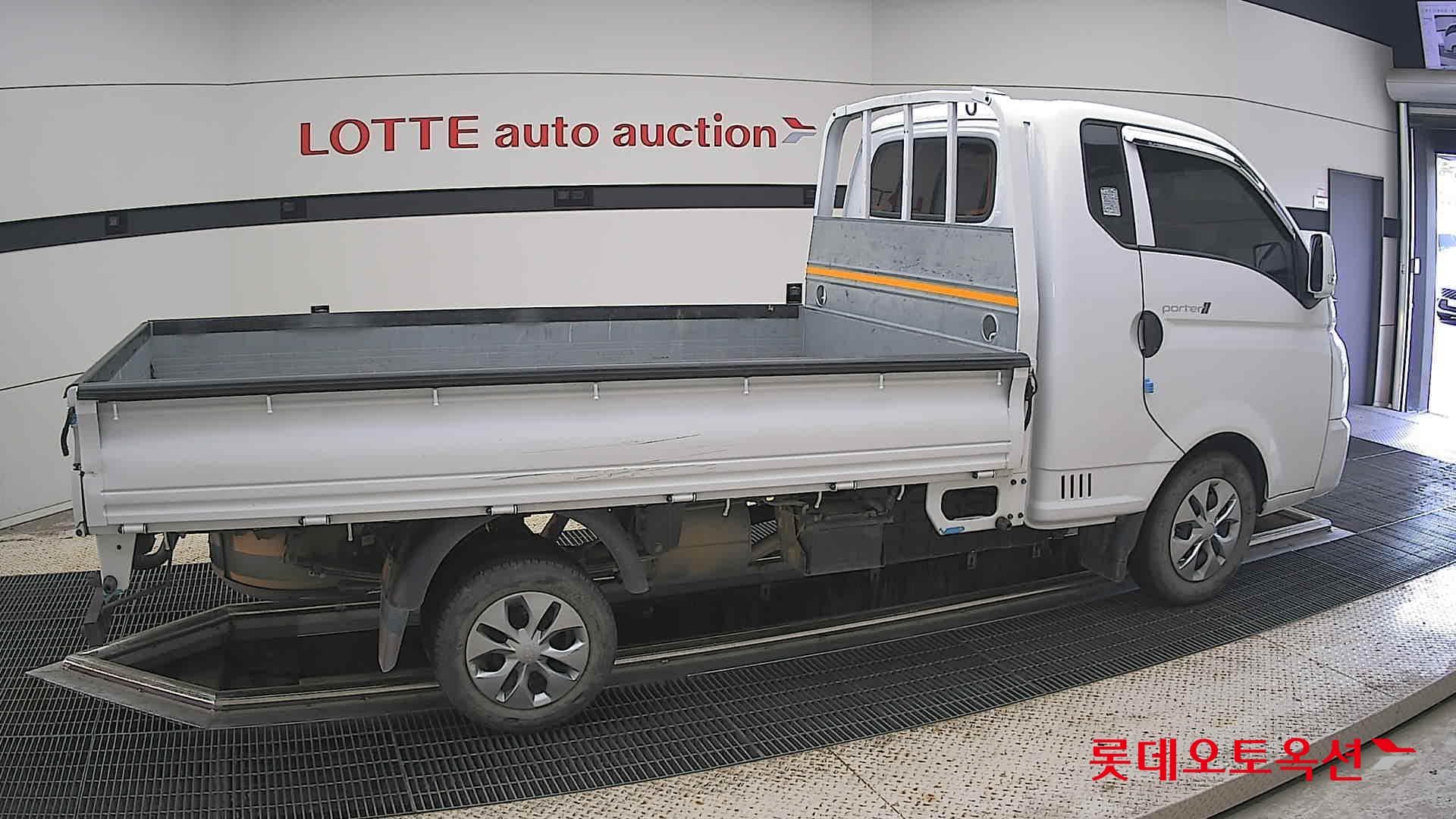 هيونداي - بورتر | (L)2.5T 1.0Ton Extra Long Super Cab Premium 2WD MT 15