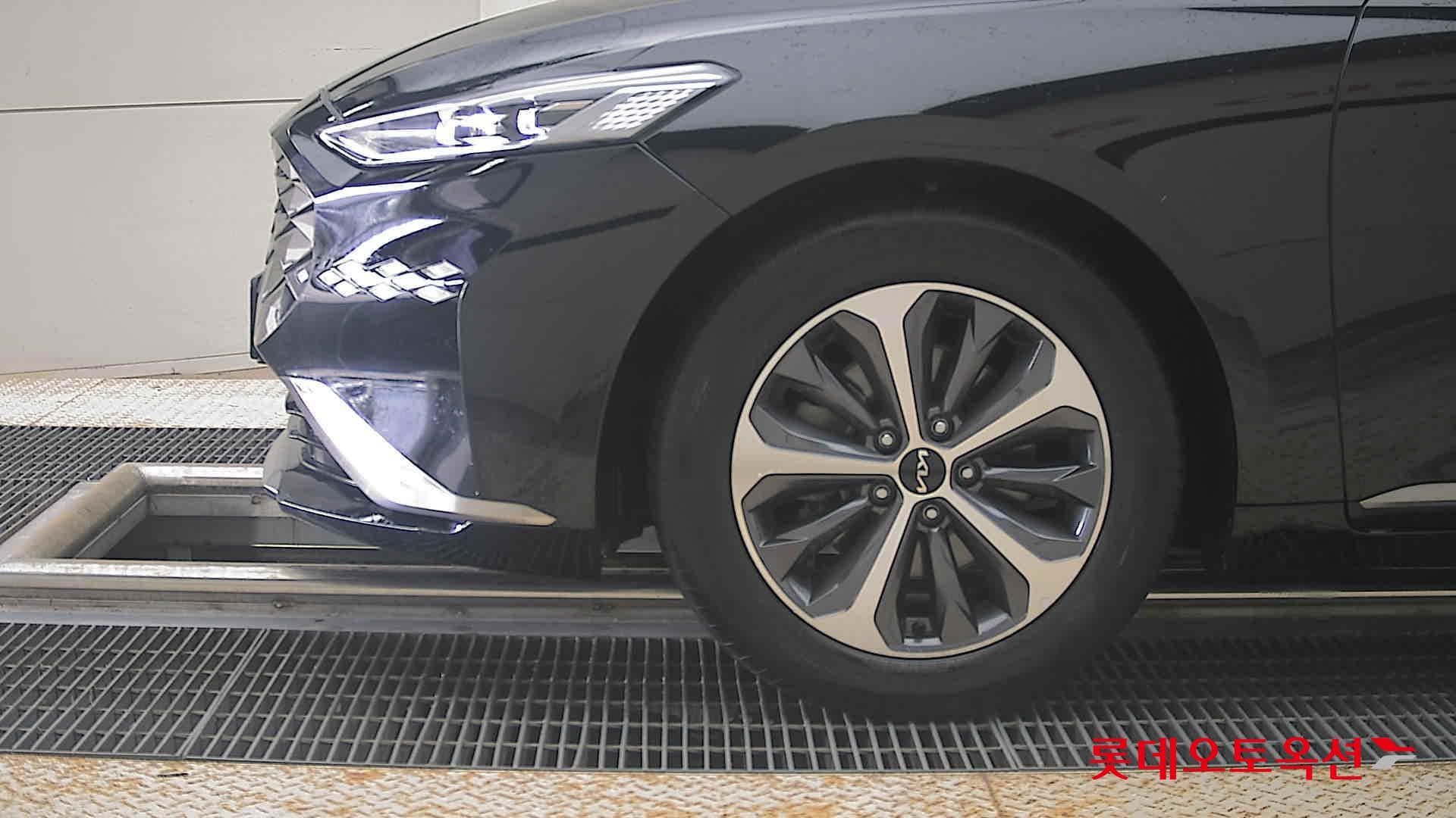 Kia - K8 | (H) 1.6 Noblesse 21
