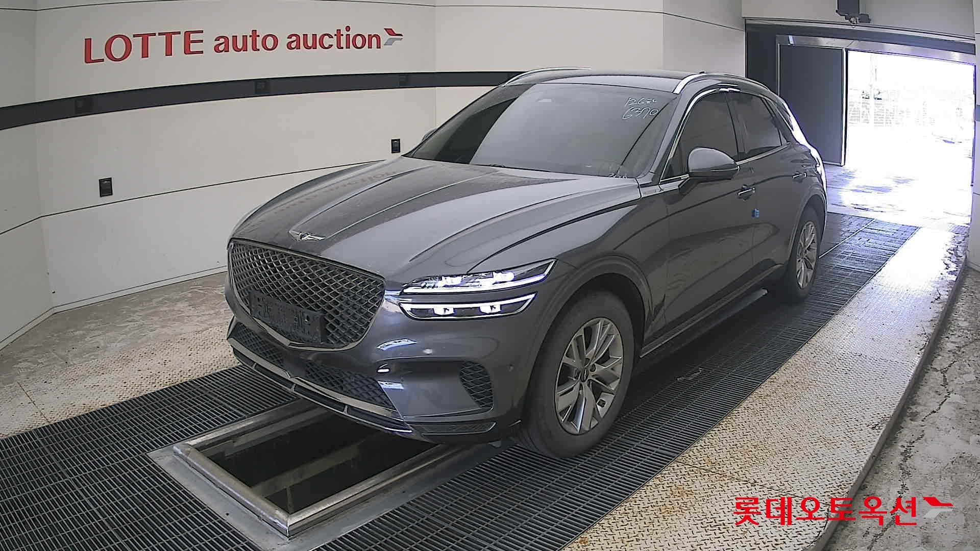 جينيسيس - GV70 | (G) 2.5T 2WD 3