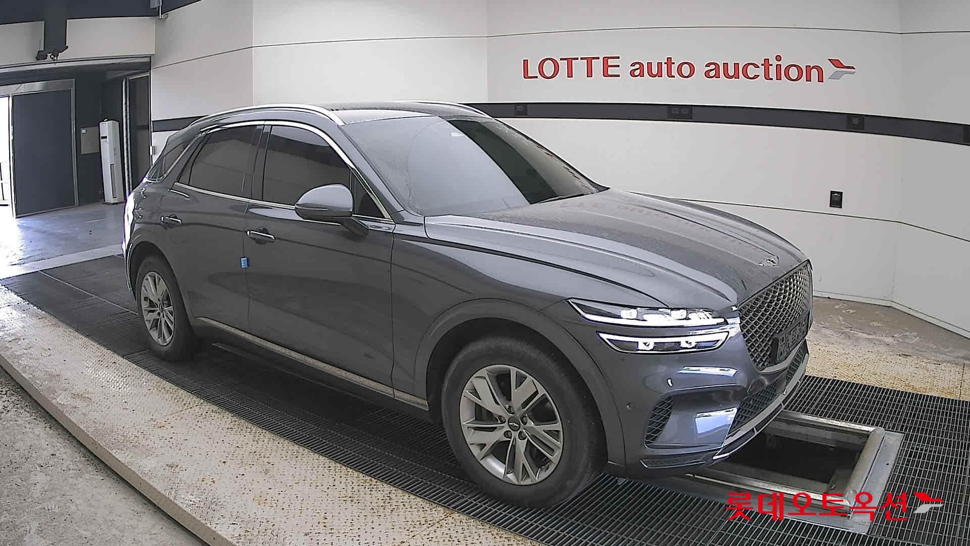 جينيسيس - GV70 | (G) 2.5T 2WD 18