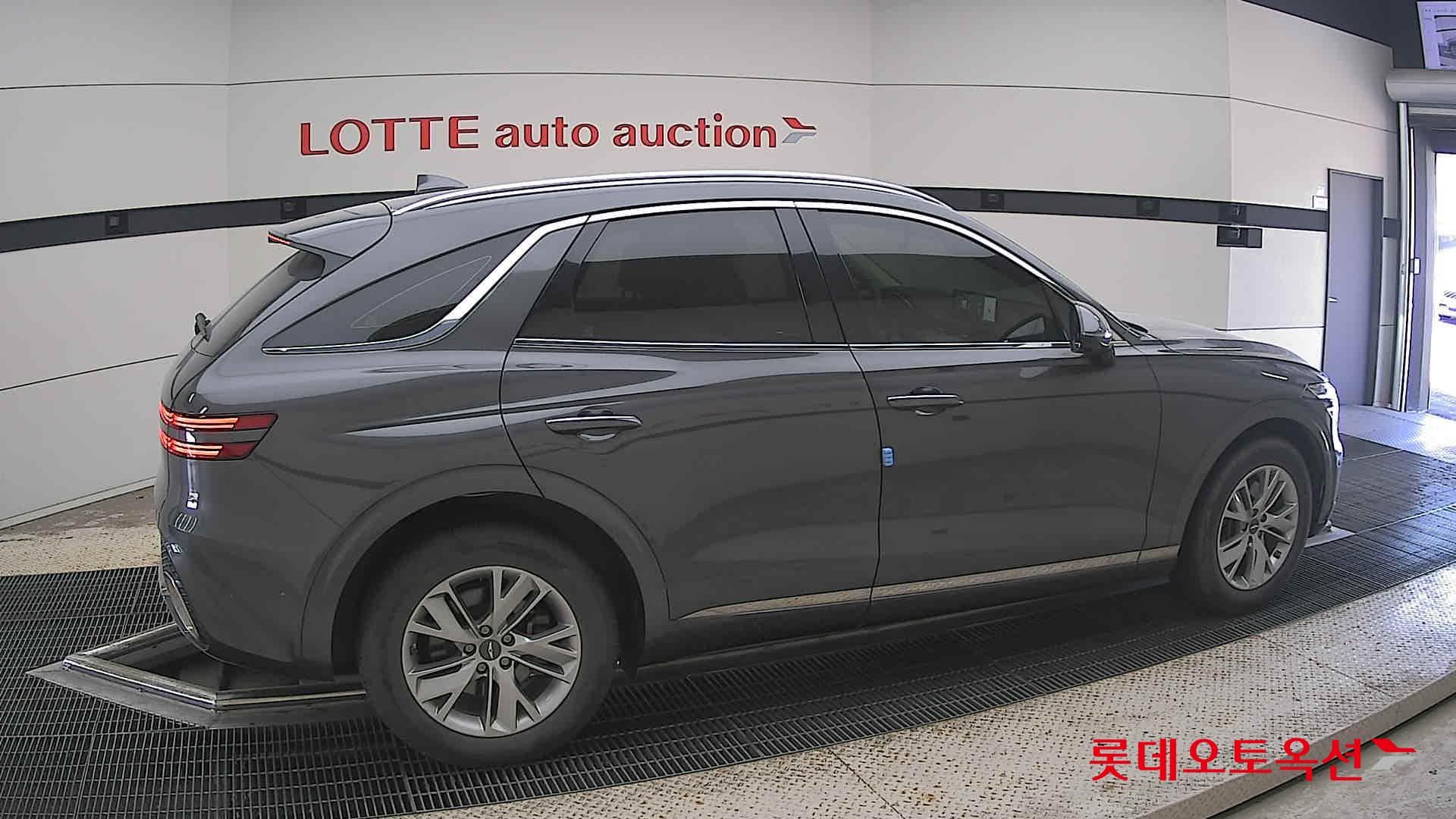 جينيسيس - GV70 | (G) 2.5T 2WD 15