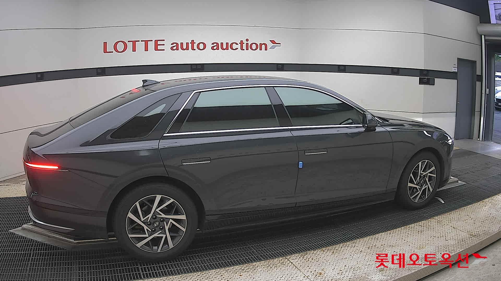 Hyundai - Grandeur | GN7 (H) 1.6T Exclusive 15