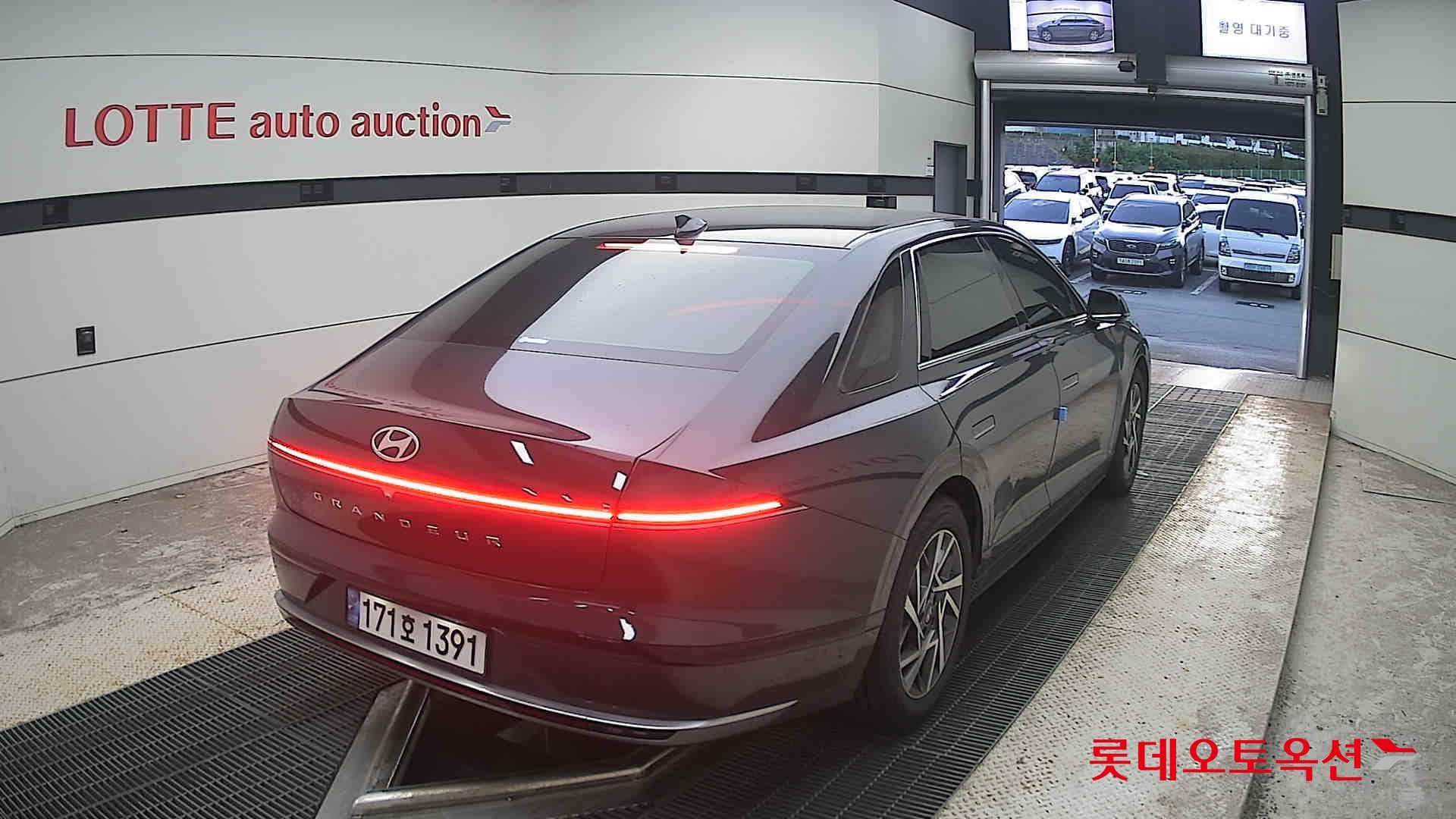 Hyundai - Grandeur | GN7 (H) 1.6T Exclusive 13