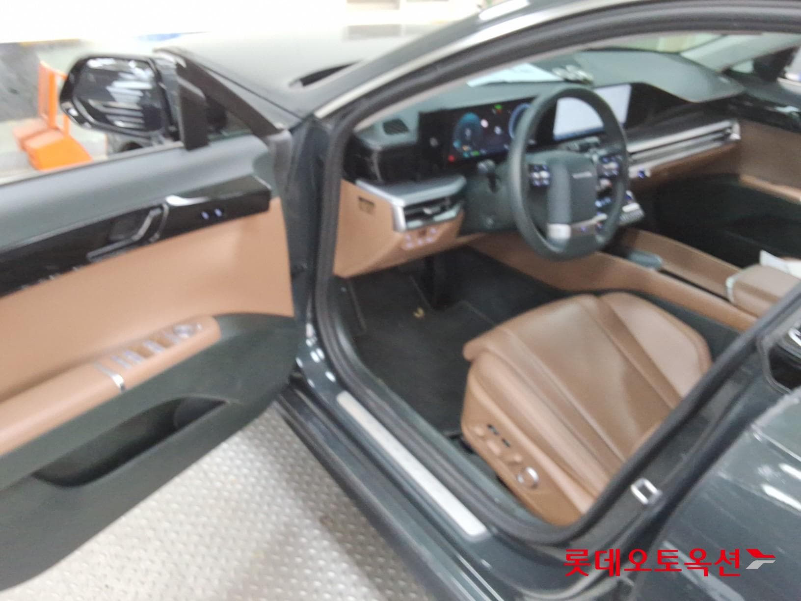 Hyundai - Grandeur | GN7 (H) 1.6T Exclusive 35