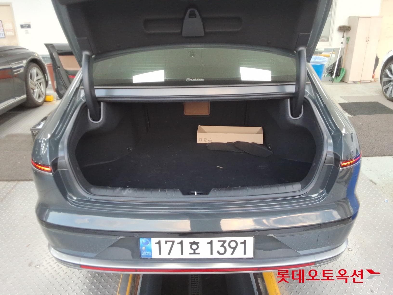 Hyundai - Grandeur | GN7 (H) 1.6T Exclusive 37
