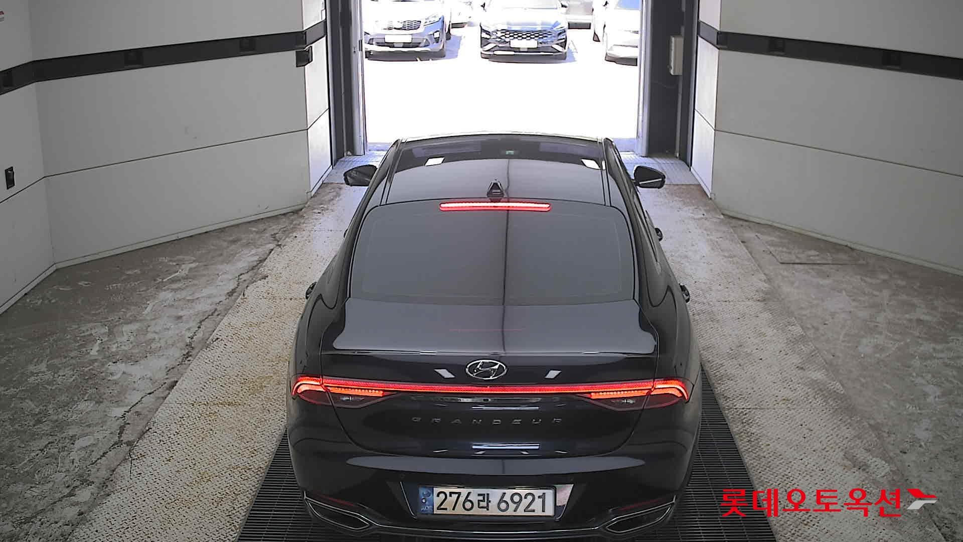Hyundai - Grandeur | THE NEW (G) 2.5 11