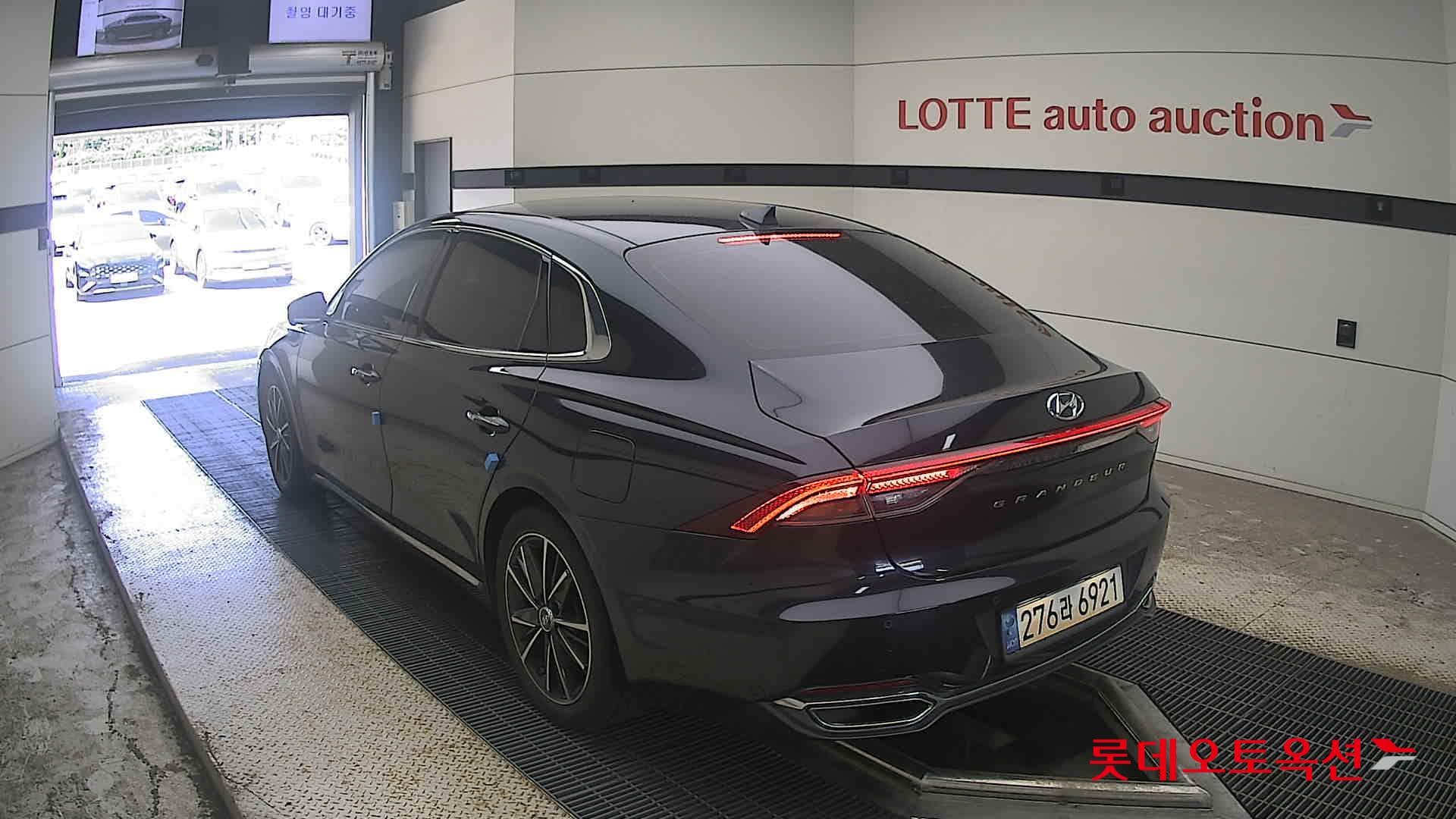 Hyundai - Grandeur | THE NEW (G) 2.5 10