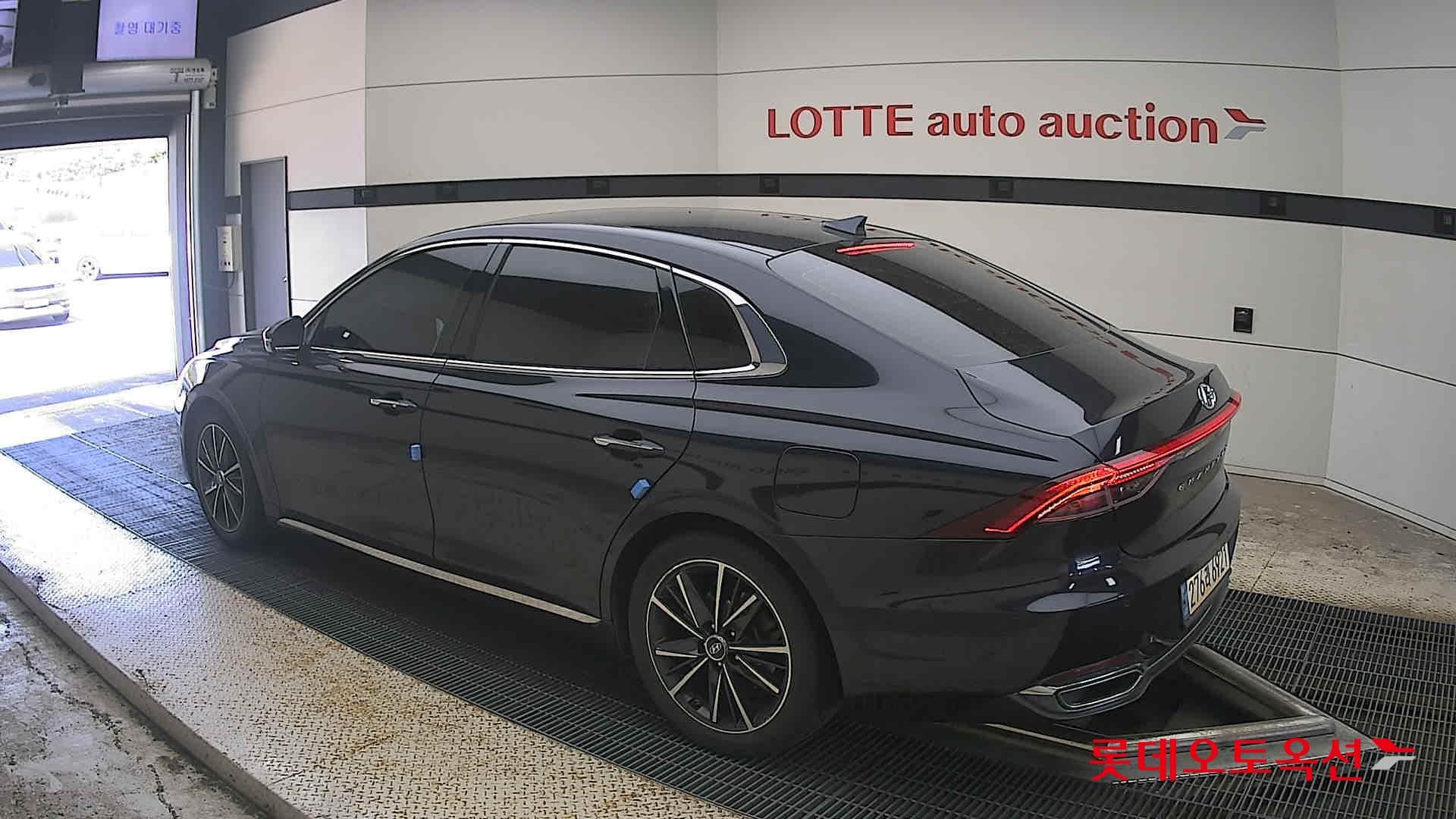 Hyundai - Grandeur | THE NEW (G) 2.5 8