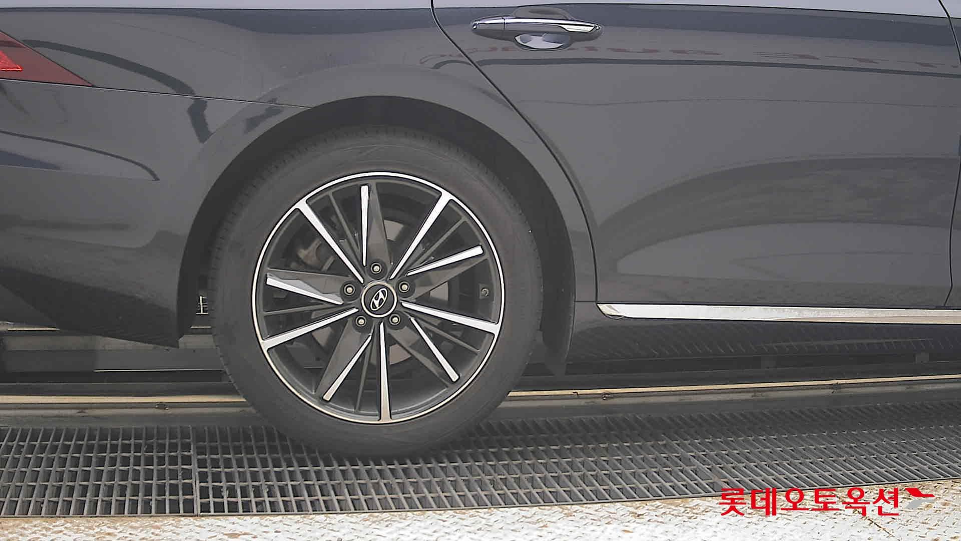 Hyundai - Grandeur | THE NEW (G) 2.5 24