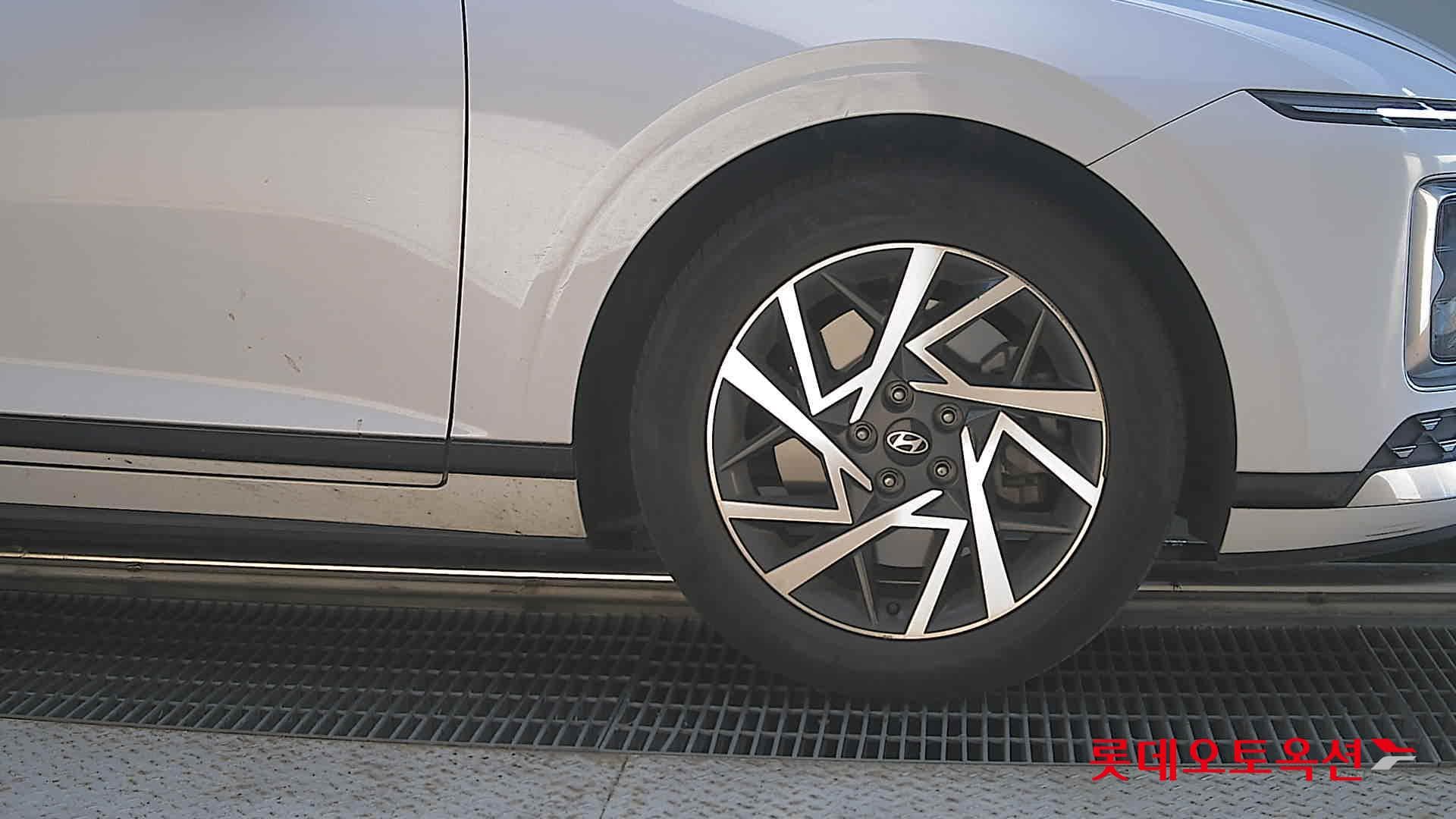 Hyundai - Grandeur | GN7 (L) 3.5 Premium 23