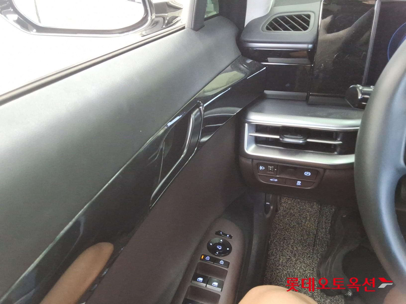 Hyundai - Grandeur | GN7 (L) 3.5 Premium 28
